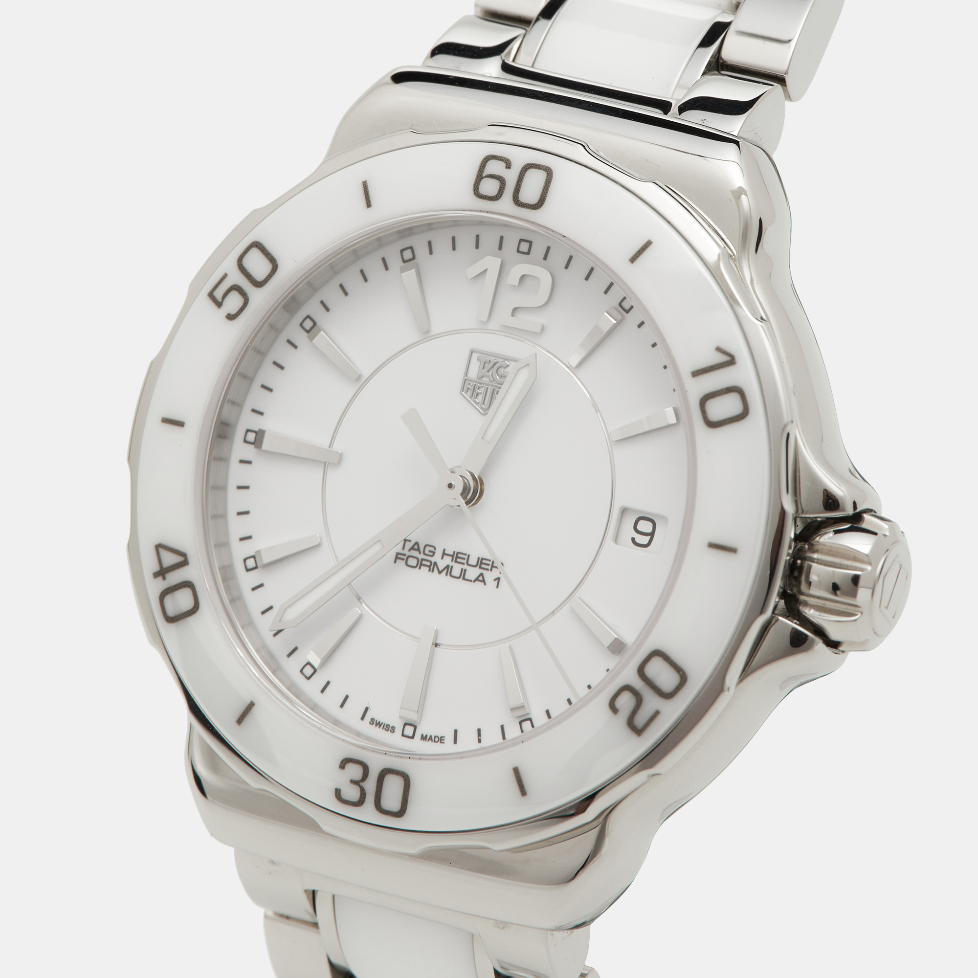 

TAG Heuer White Ceramic Stainless Steel Formula, Silver