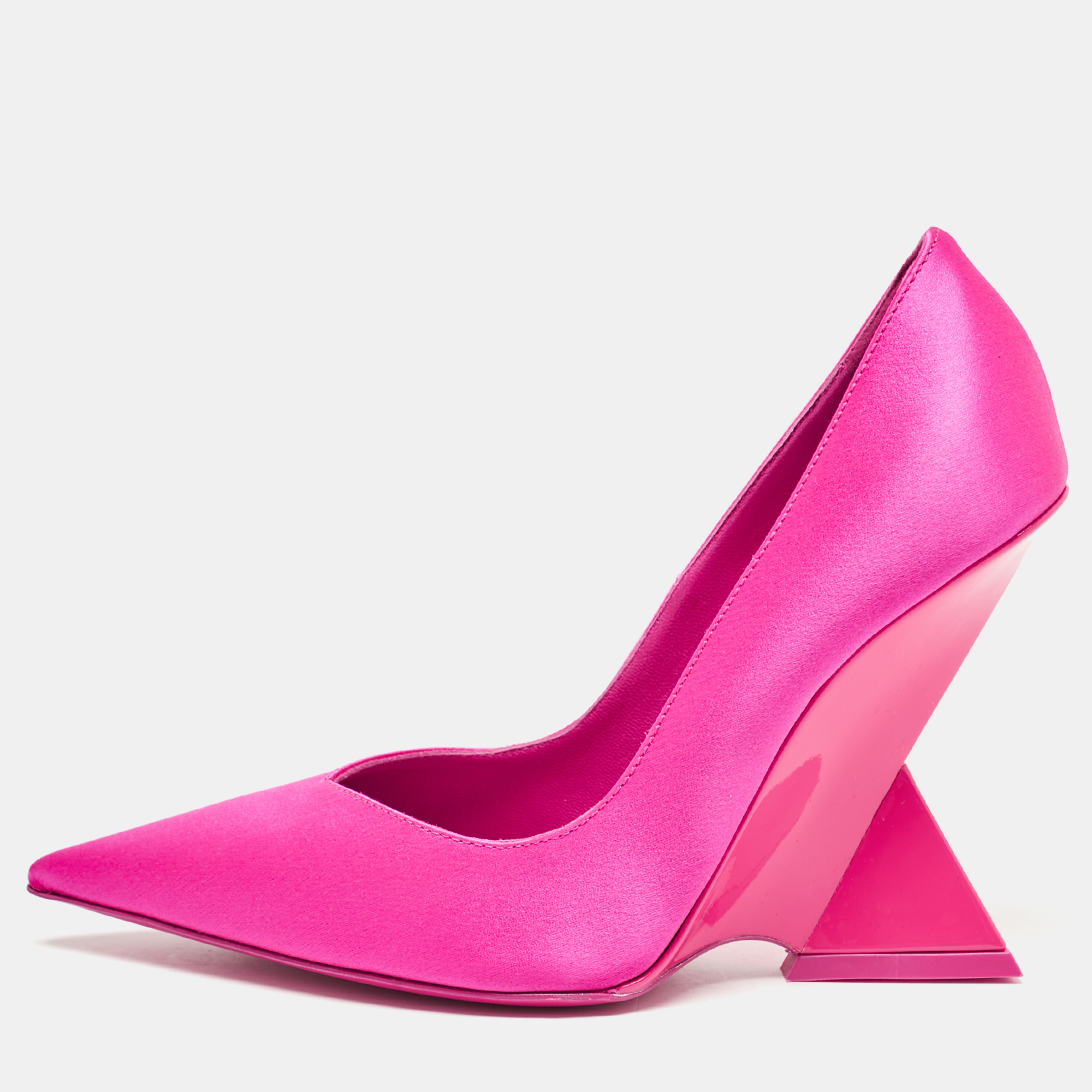 

The Attico Fuchsia Satin Cheope Pumps Size, Pink