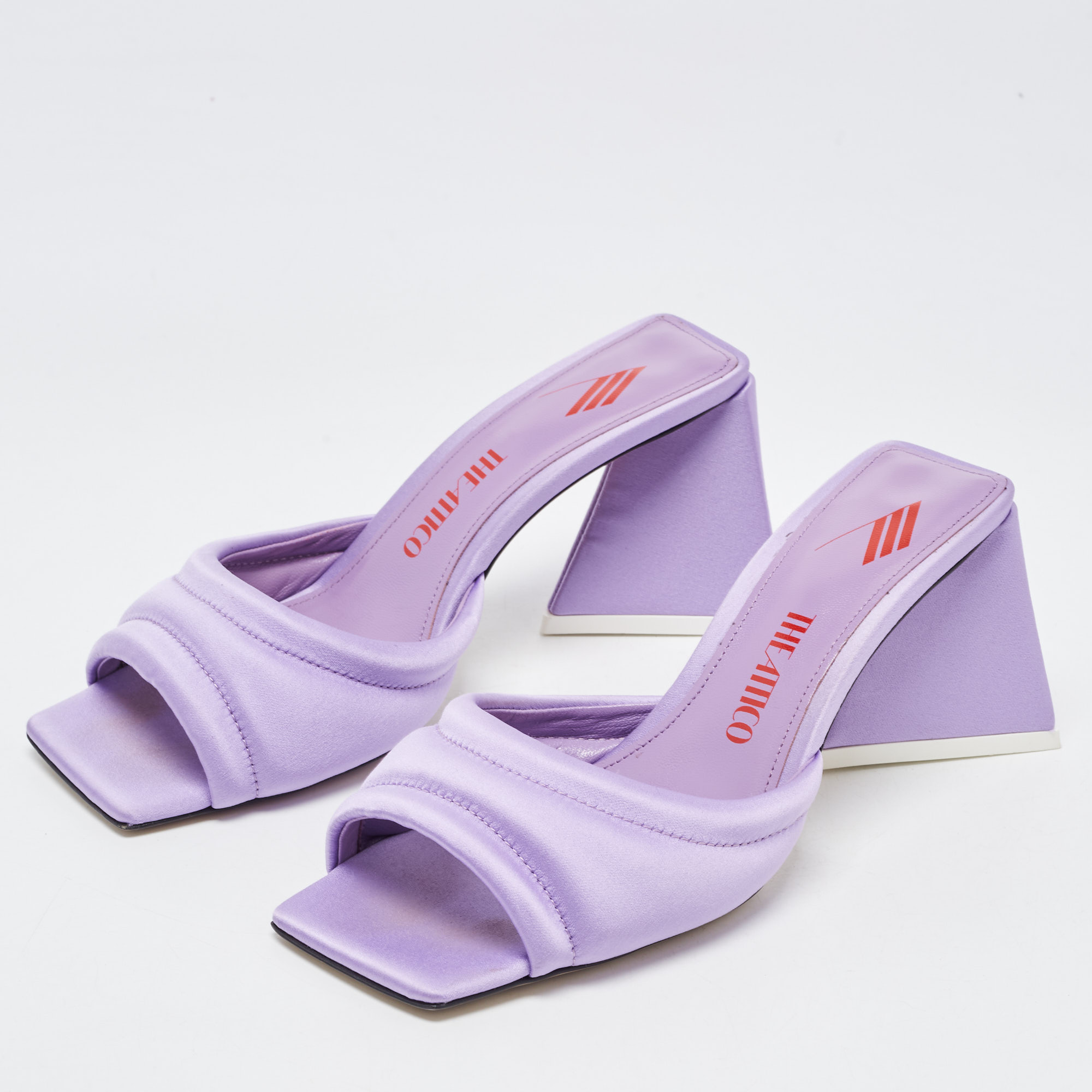 

The Attico Purple Satin Devon Slides Size