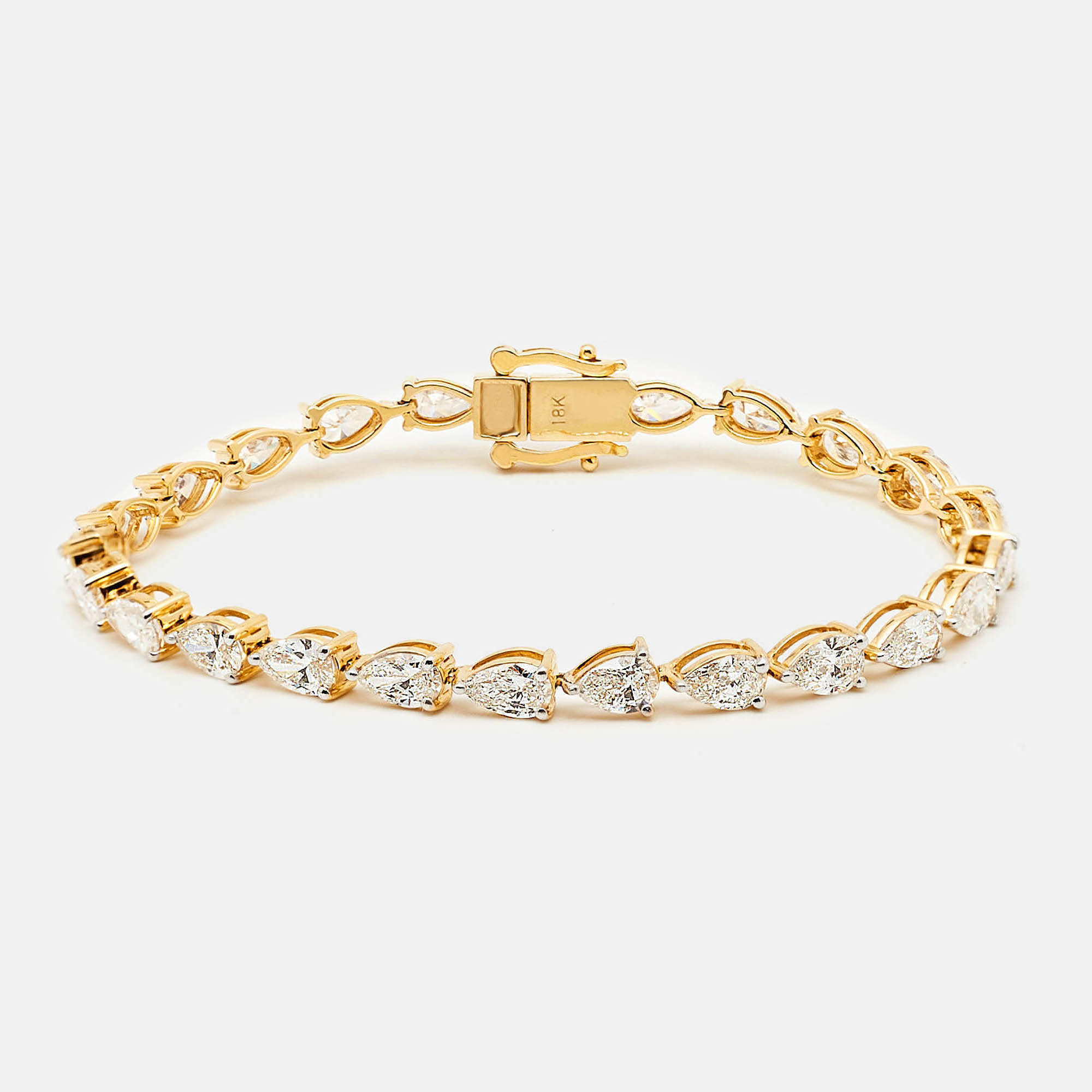 

18k Yellow Gold Pear Lab Grown Diamonds Bracelet (Approx 7.6 ct)