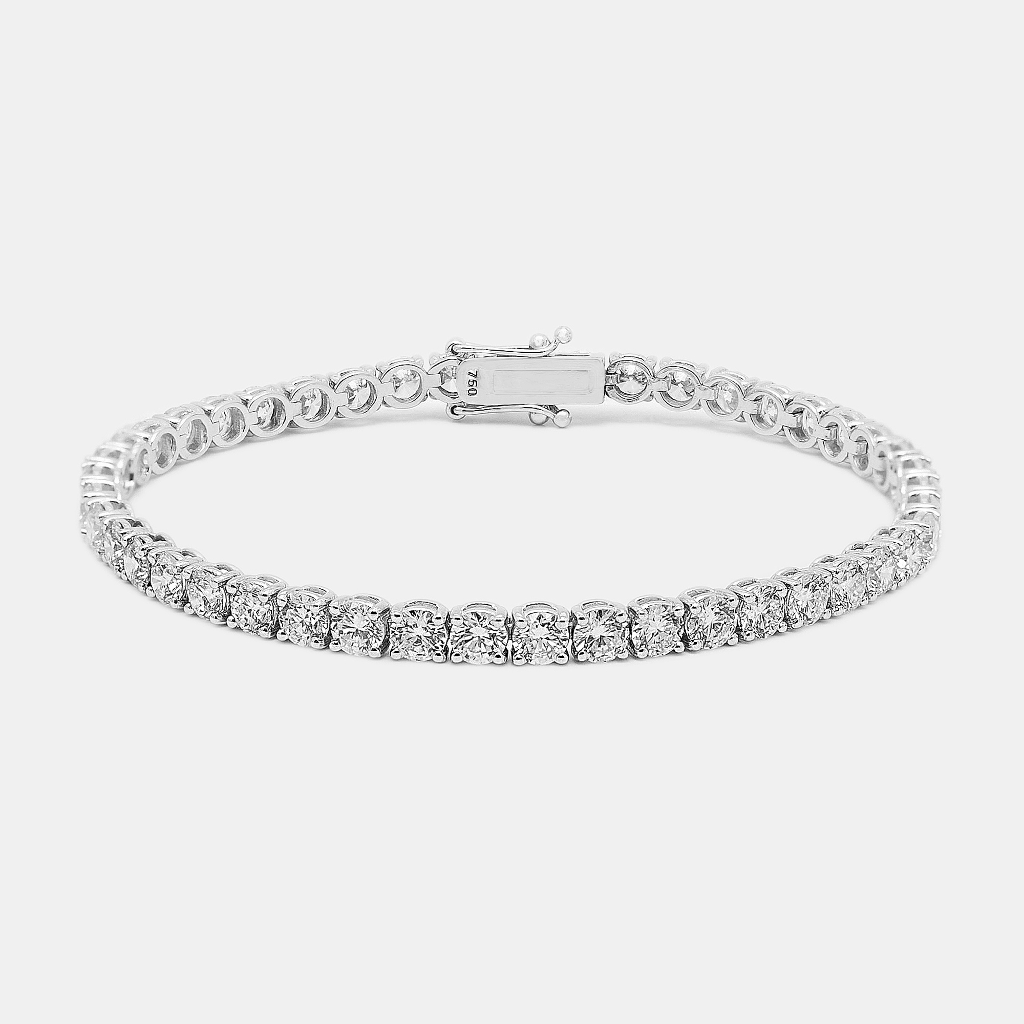 

18k White Gold Round Brilliant Cut Lab Grown Diamonds Bracelet (Approx 7.84 cts)