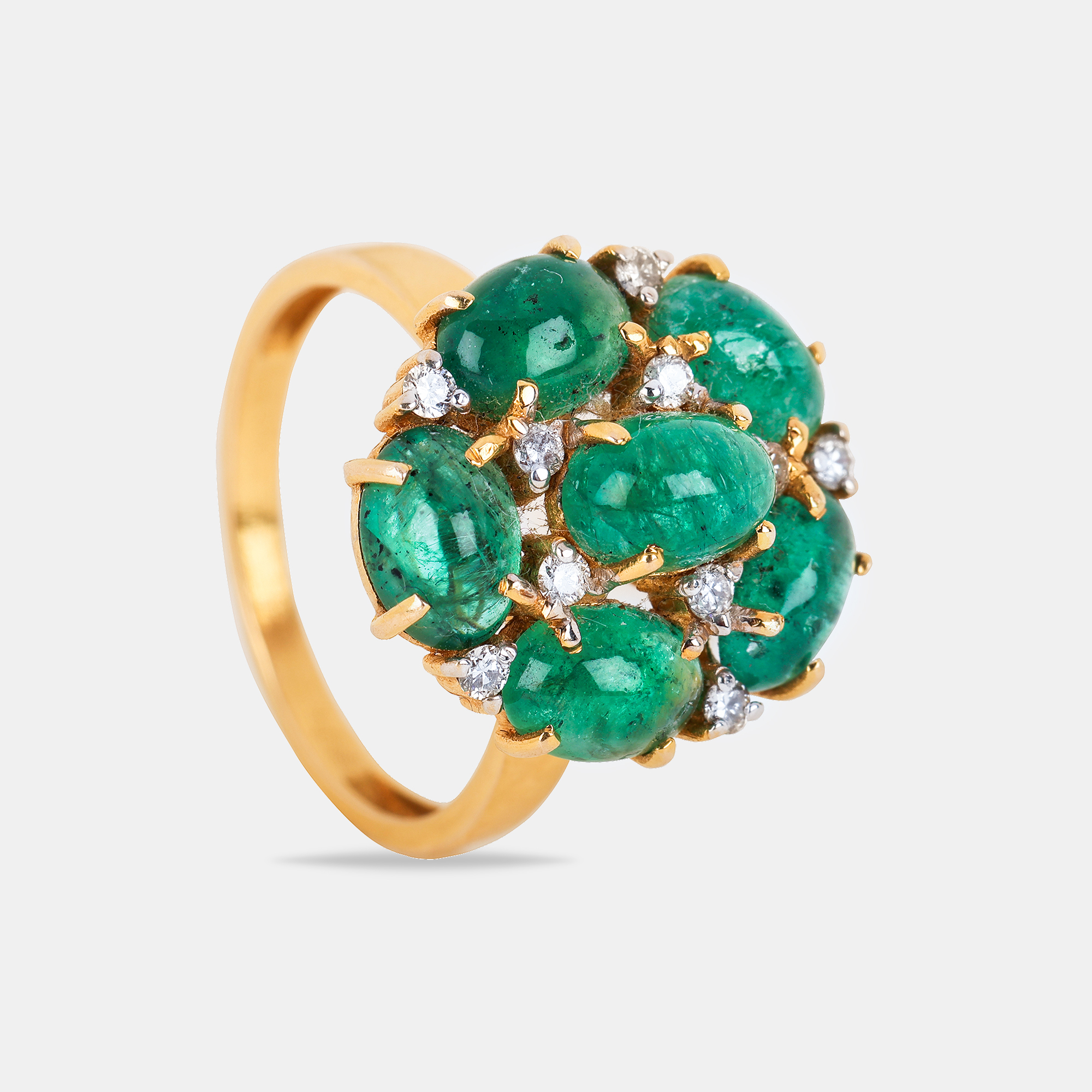 14K Gold Natural Cabachon Emerald & Brilliant Round Diamond Ring 