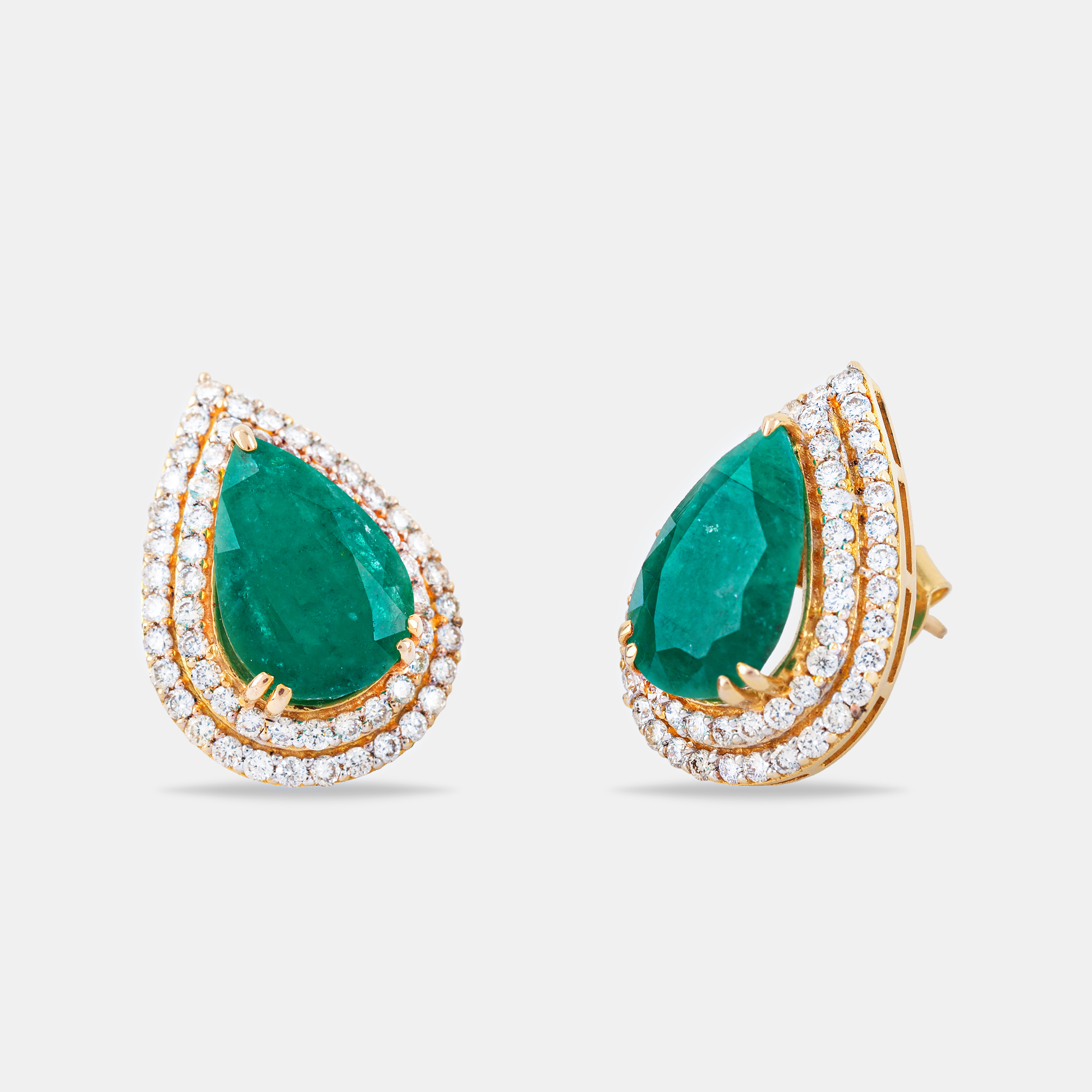 

14K Gold Natural Pear Shape Emerald And Natural Diamond Earrings