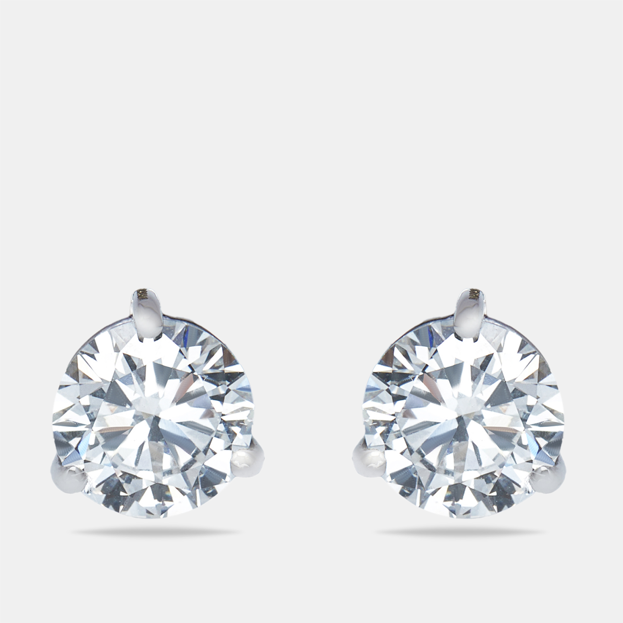 

The Diamond Edit Lab Grown Diamond 2.00 cts White Gold Stud Earrings