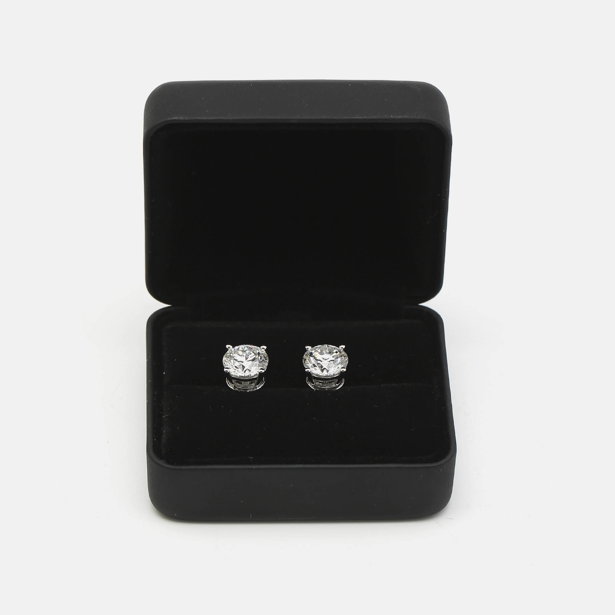 18k White Gold Round Brilliant Lab Grown Diamonds Earrings (Approx 6.00 cts) 