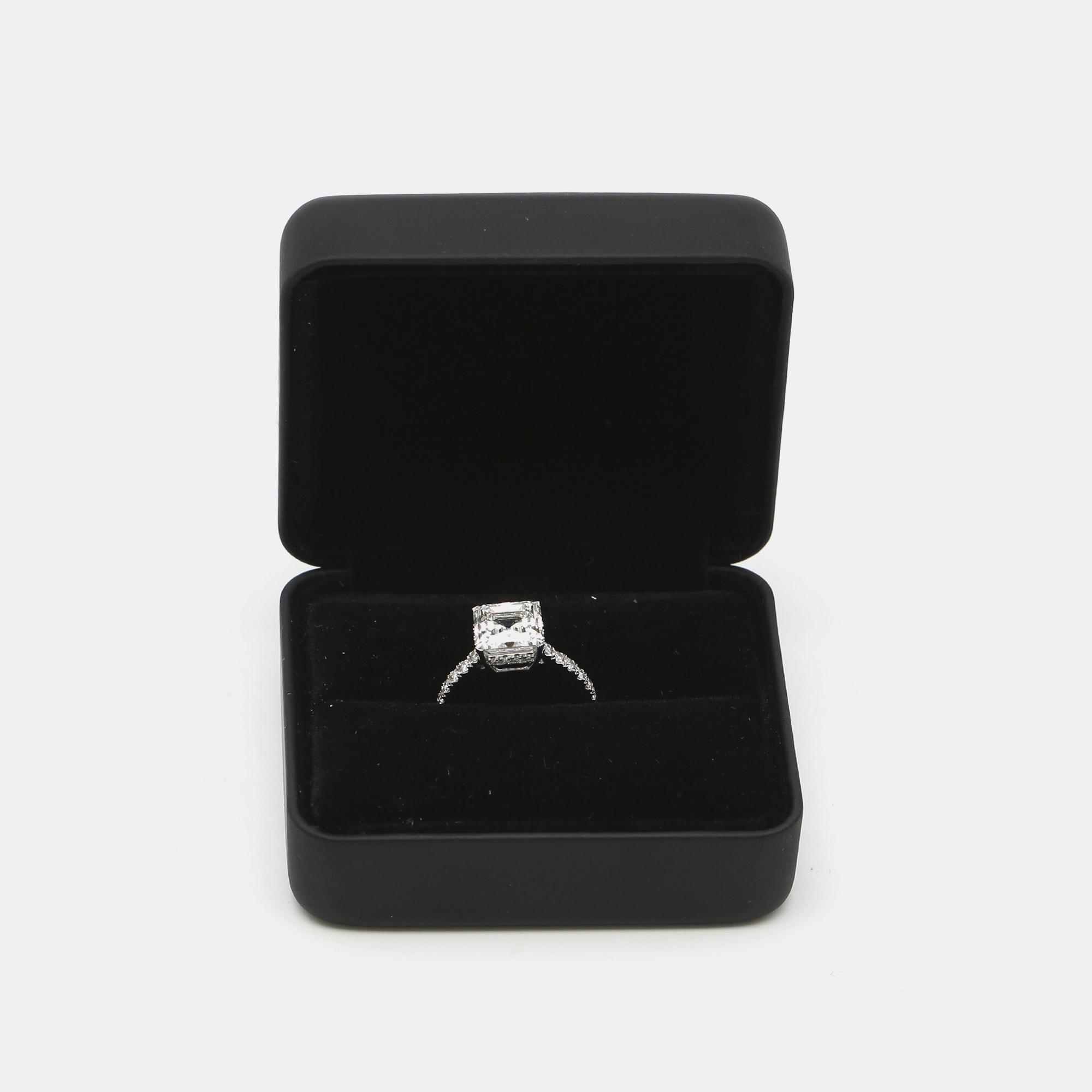18k White Gold Asscher Cut, Round Brilliant Lab Grown Diamonds Ring (Approx 3.80 cts) 