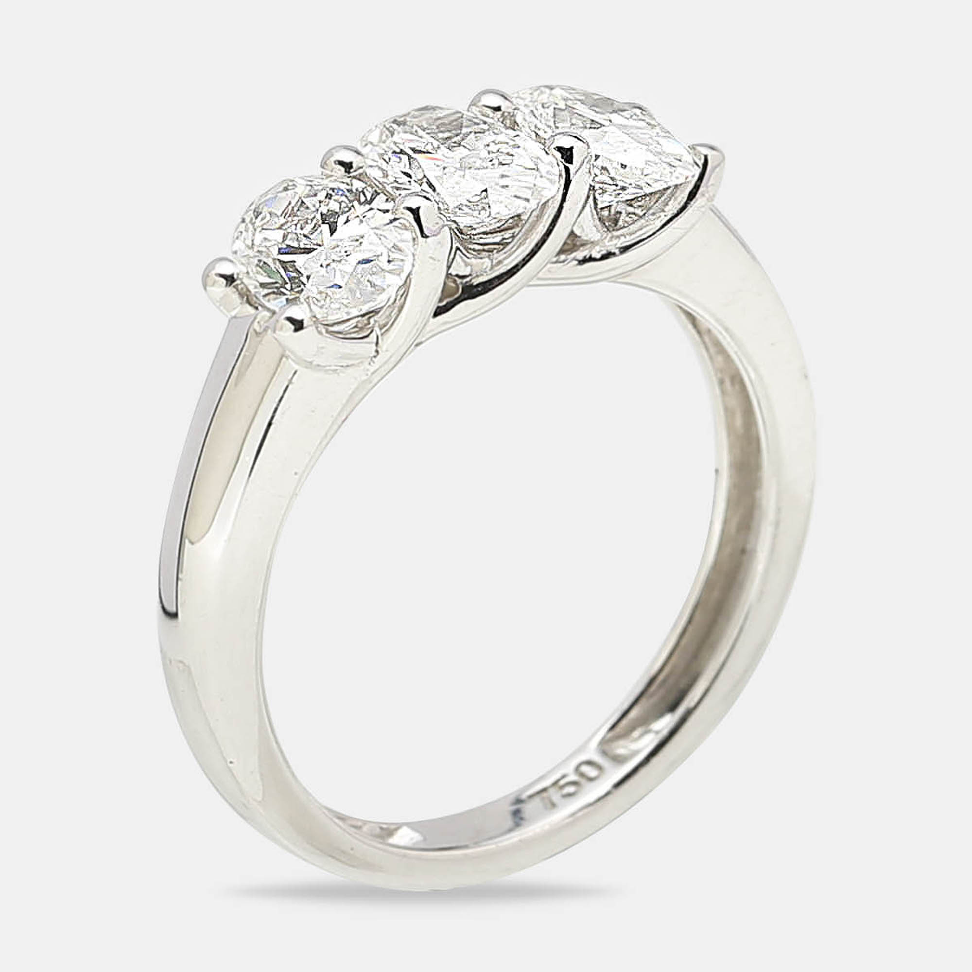 

18k White Gold Oval Brilliant Lab Grown Diamonds Ring (Approx 1.75 cts)