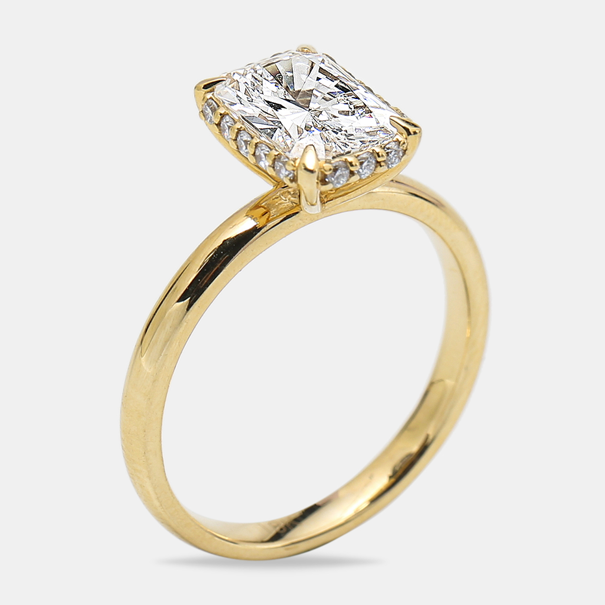 

18k Yellow Gold Radiant Cut; Round Brilliant Lab Grown Diamonds Ring (Approx 2.00 cts)