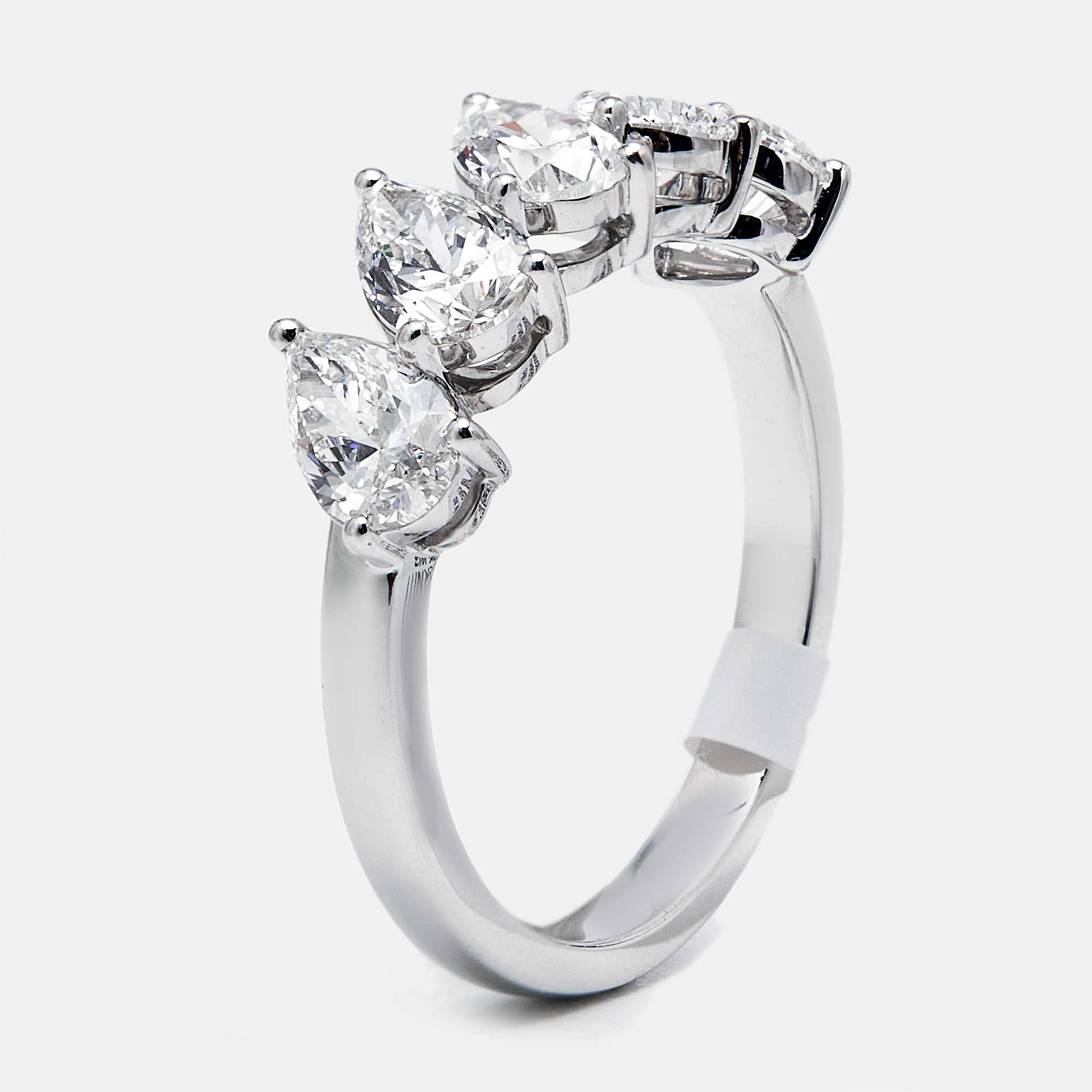

1.7 cts Pear Brilliant Lab Grown Diamonds 18k White Gold Ring Size