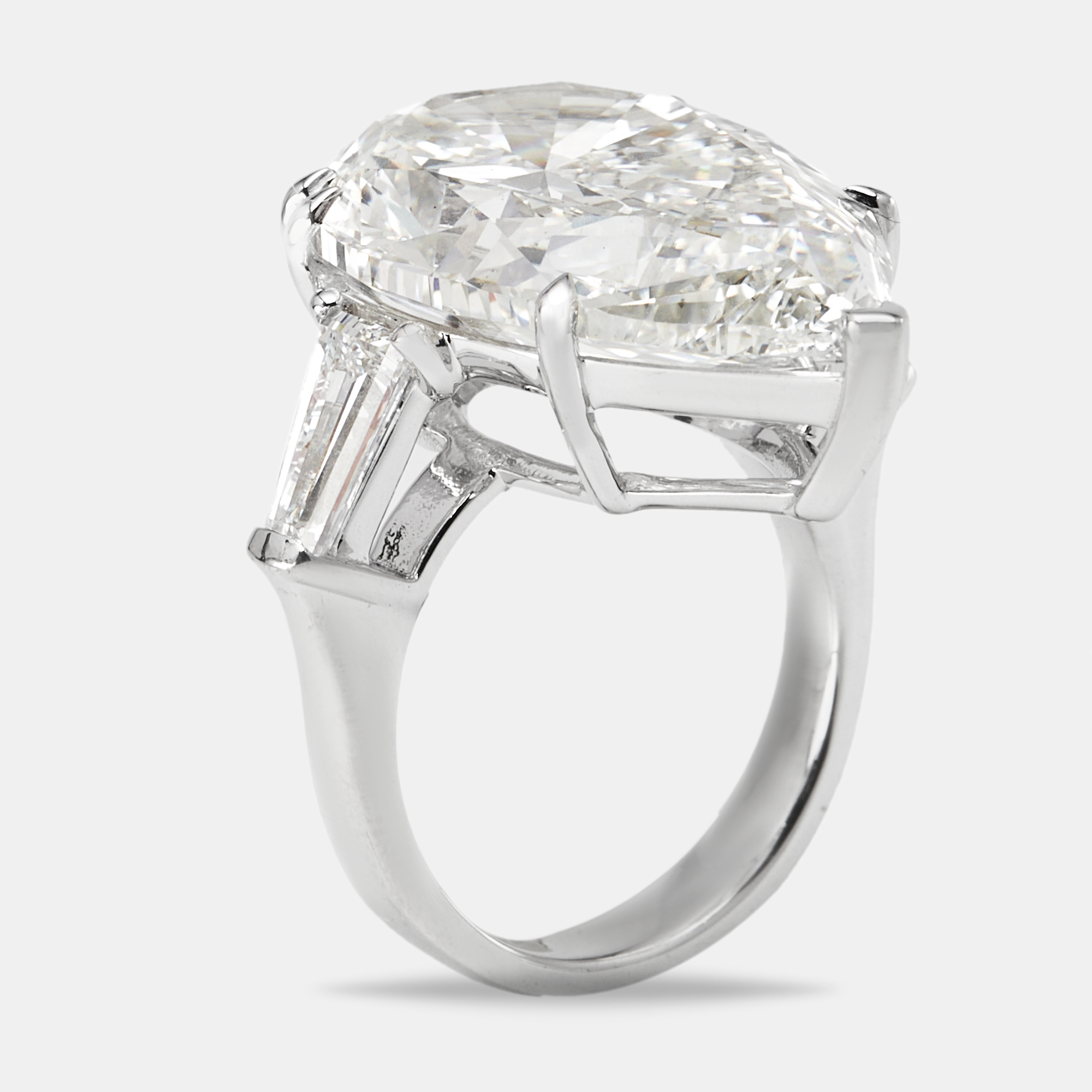 Pre-owned The Diamond Edit 16.00 Cts Pear And Trapezoid Lab Grown Diamond 18k White Gold Ring Size 51