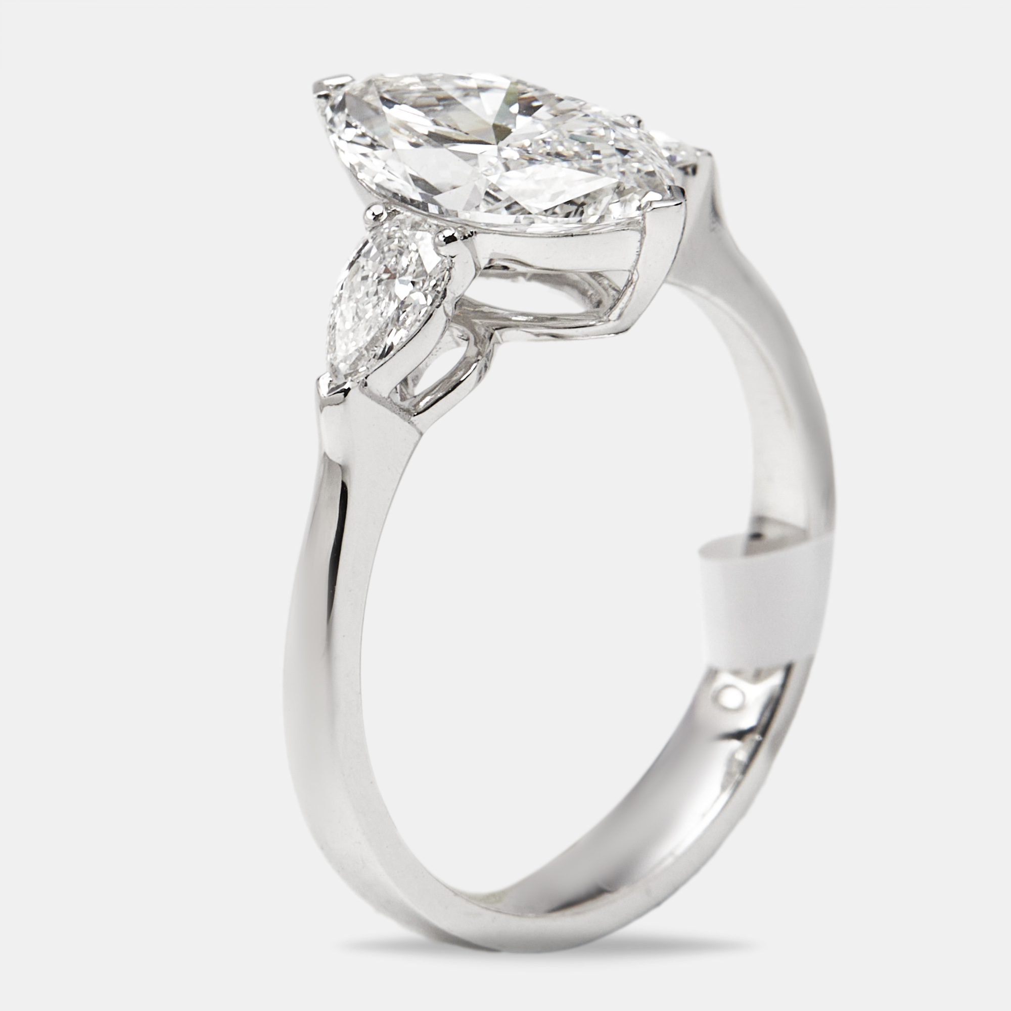Pre-owned The Diamond Edit 1.9 Cts Marquise And Pear Lab Grown Diamonds 18k White Gold Ring Size 53