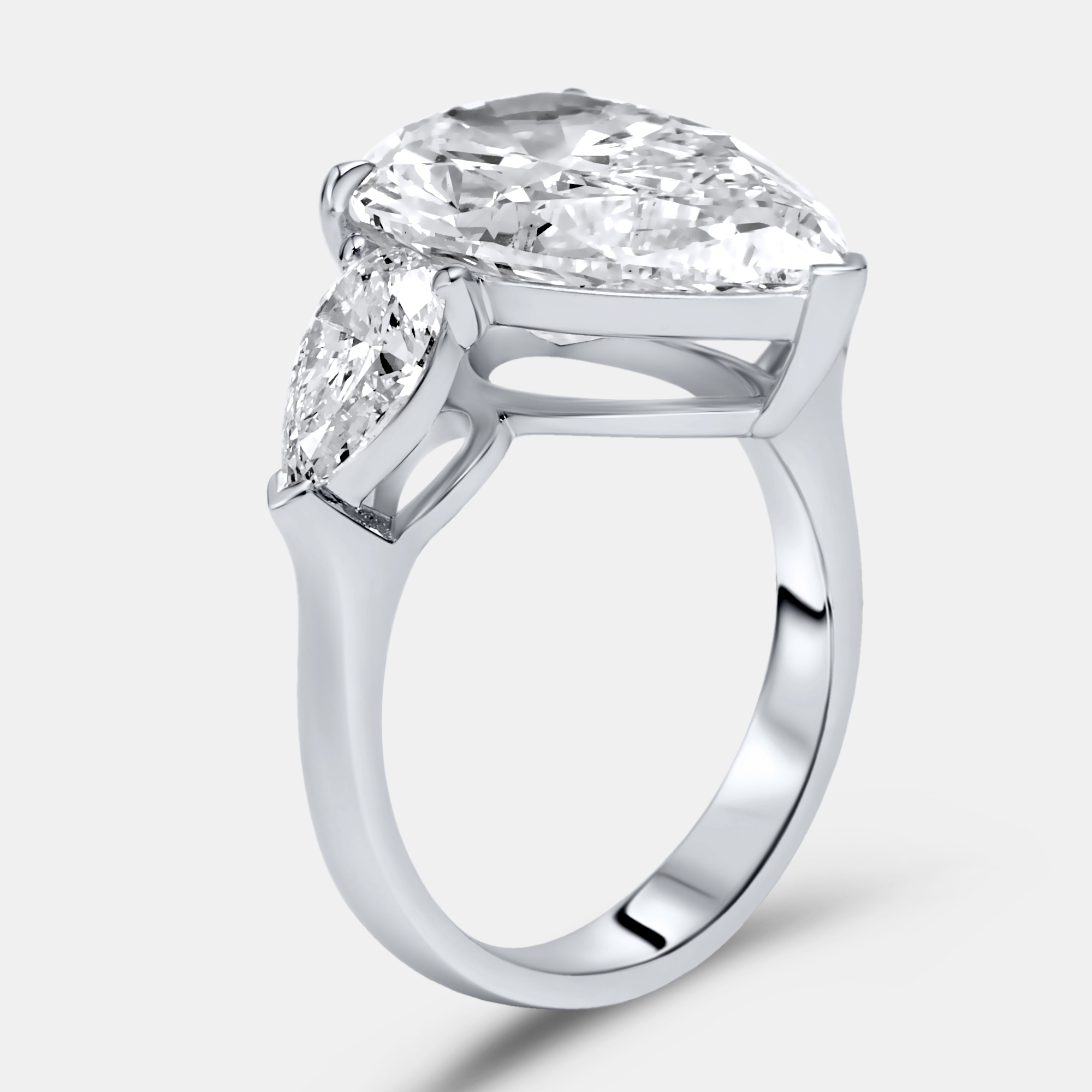 

7.7 cts Pear Brilliant Lab Grown Diamond 18k White Gold Ring Size