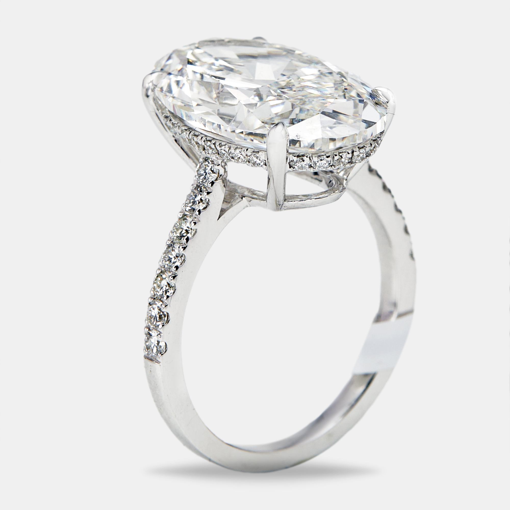 Pre-owned The Diamond Edit 8.40 Cts Oval Brilliant And Round Lab Grown Diamonds 18k White Gold Ring Size 54