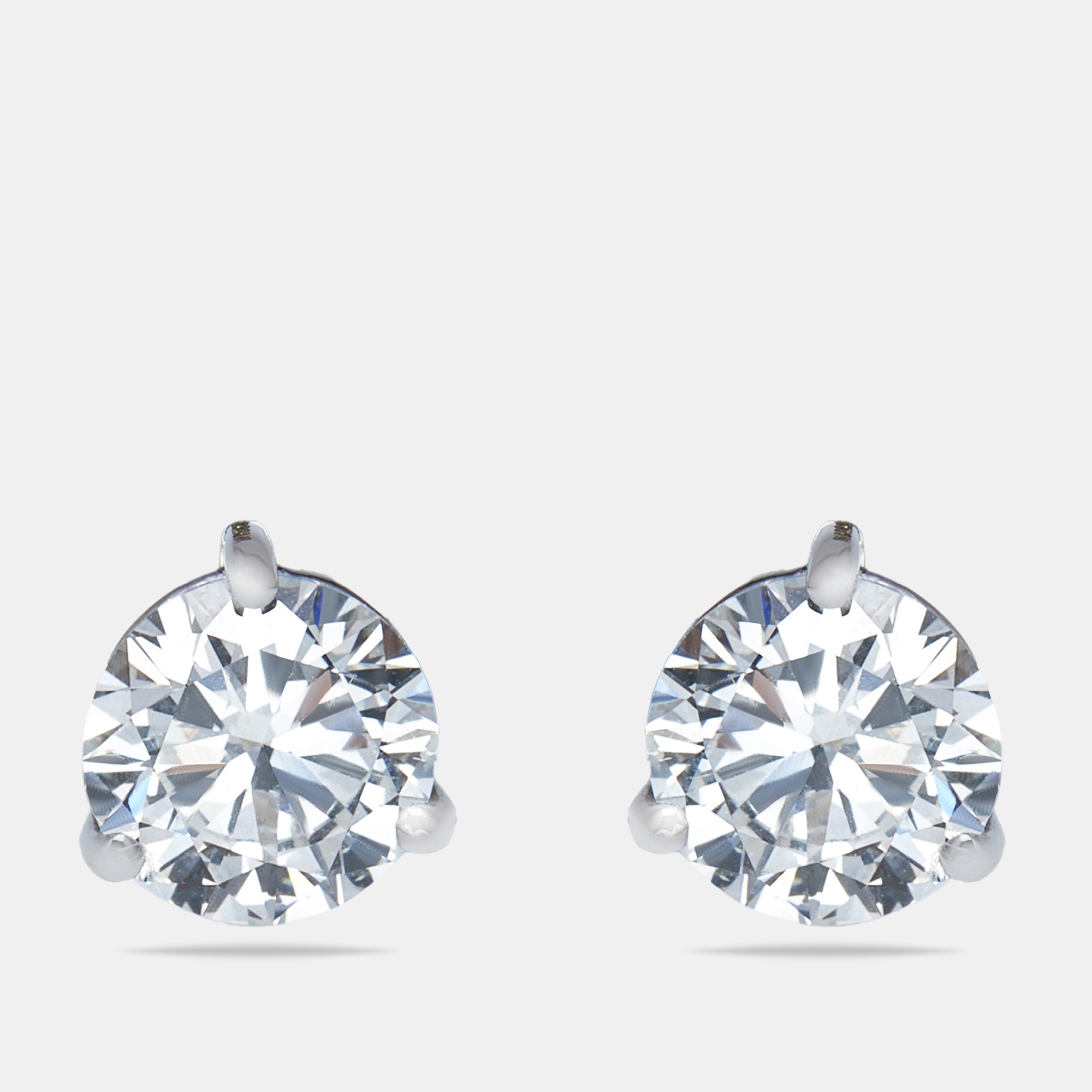 

0.62 cts Round Brilliant Cut 18k White Gold Lab Grown Diamonds Solitaire Stud Earrings