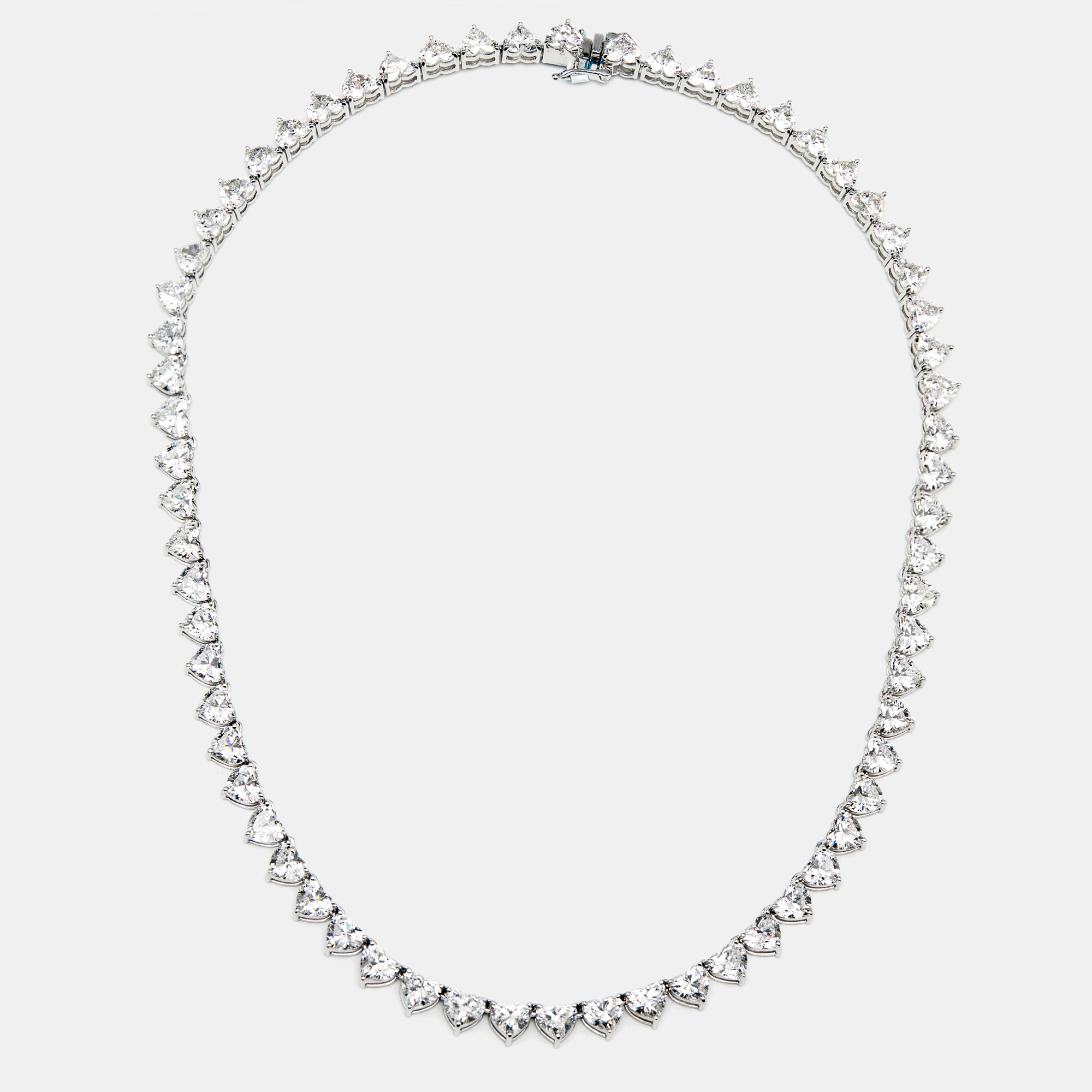 

33.5 cts Heart Lab Grown Diamond 18k White Gold Necklace