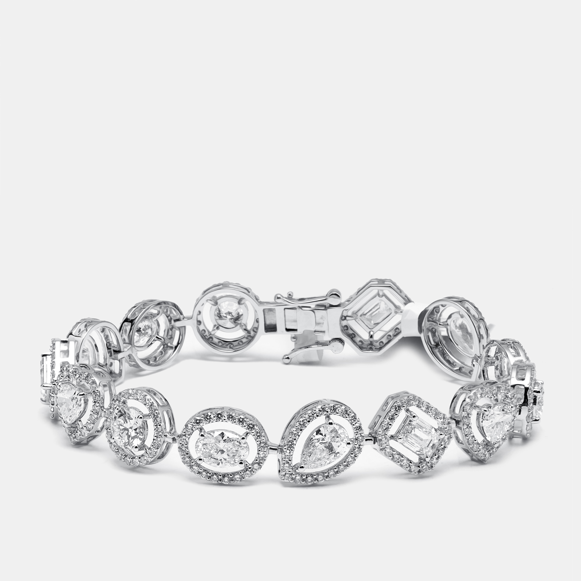 

9.5 cts Lab Grown Diamond 18k White Gold Bracelet