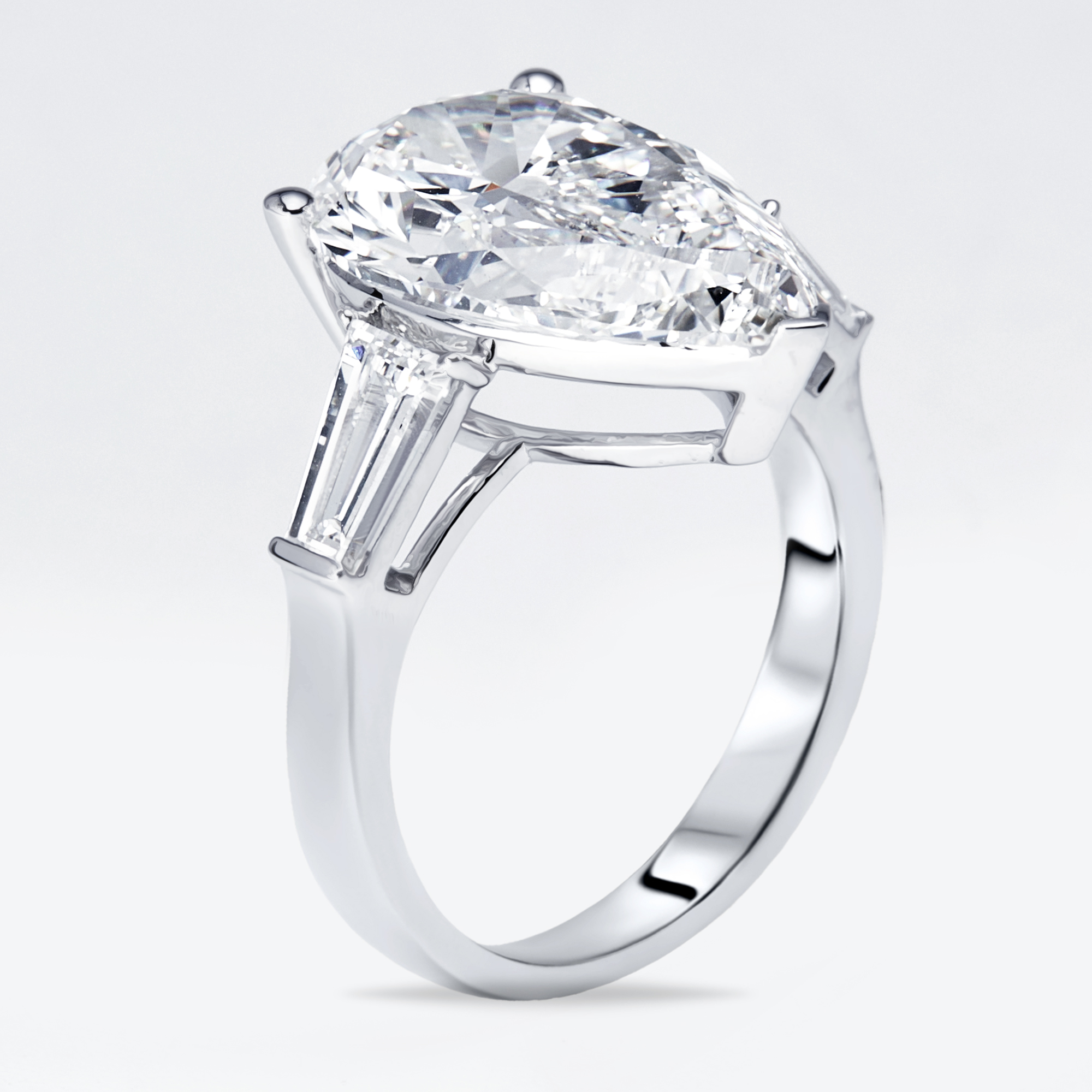 

8 cts Pear Trapezoid Lab Grown Diamond 18k White Gold Ring Size