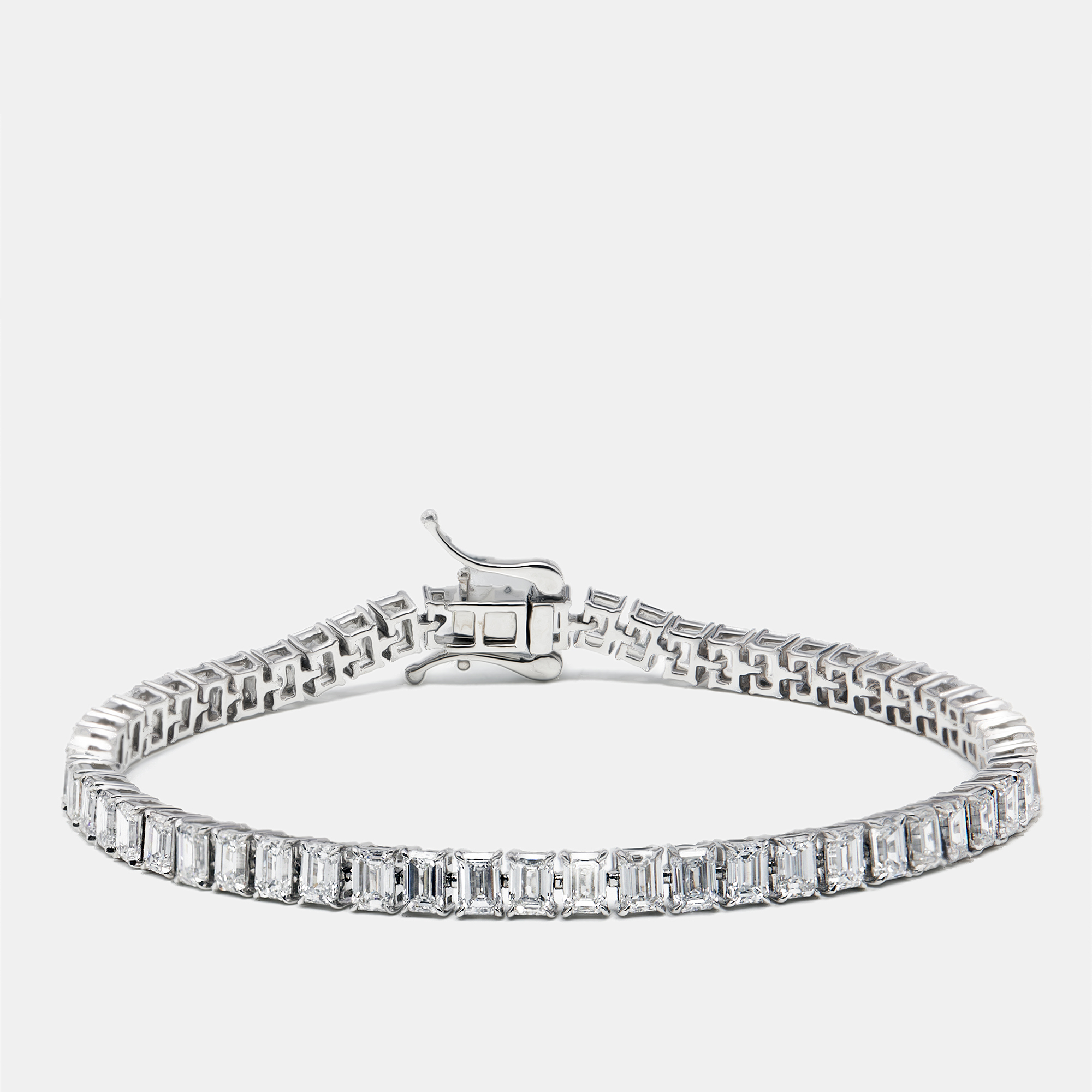 Pre-owned The Diamond Edit 11.5 Cts Emerald Cut Lab Grown Diamonds 18k White Gold Bracelet