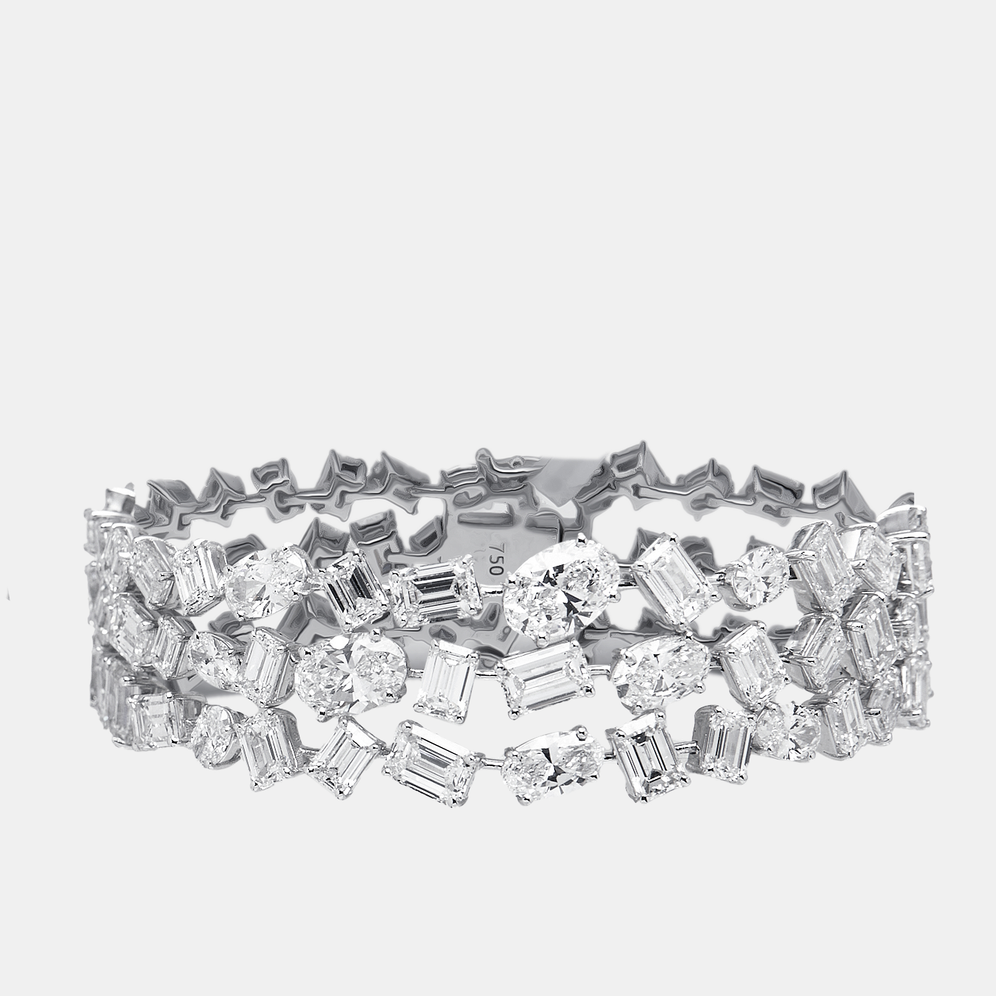 

29 cts Emerald Cut Oval Lab Grown Diamonds 18k White Gold Bracelet
