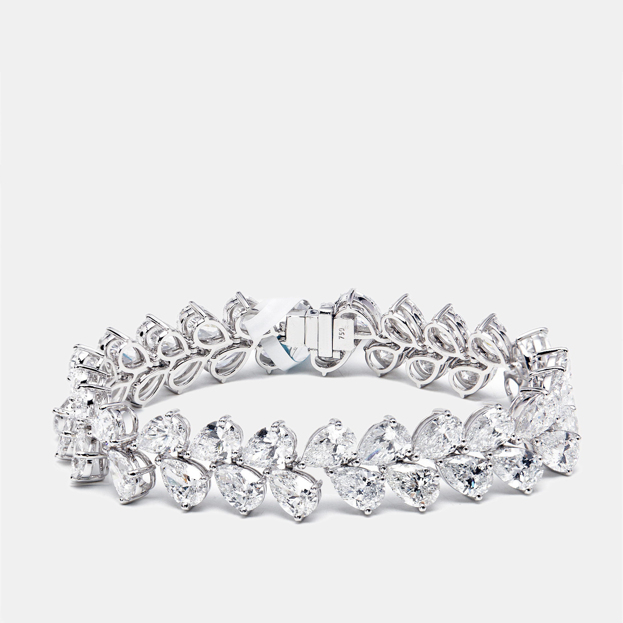 Pre-owned The Diamond Edit 35.00 Cts Pear Lab Grown Diamonds 18k White Gold Bracelet