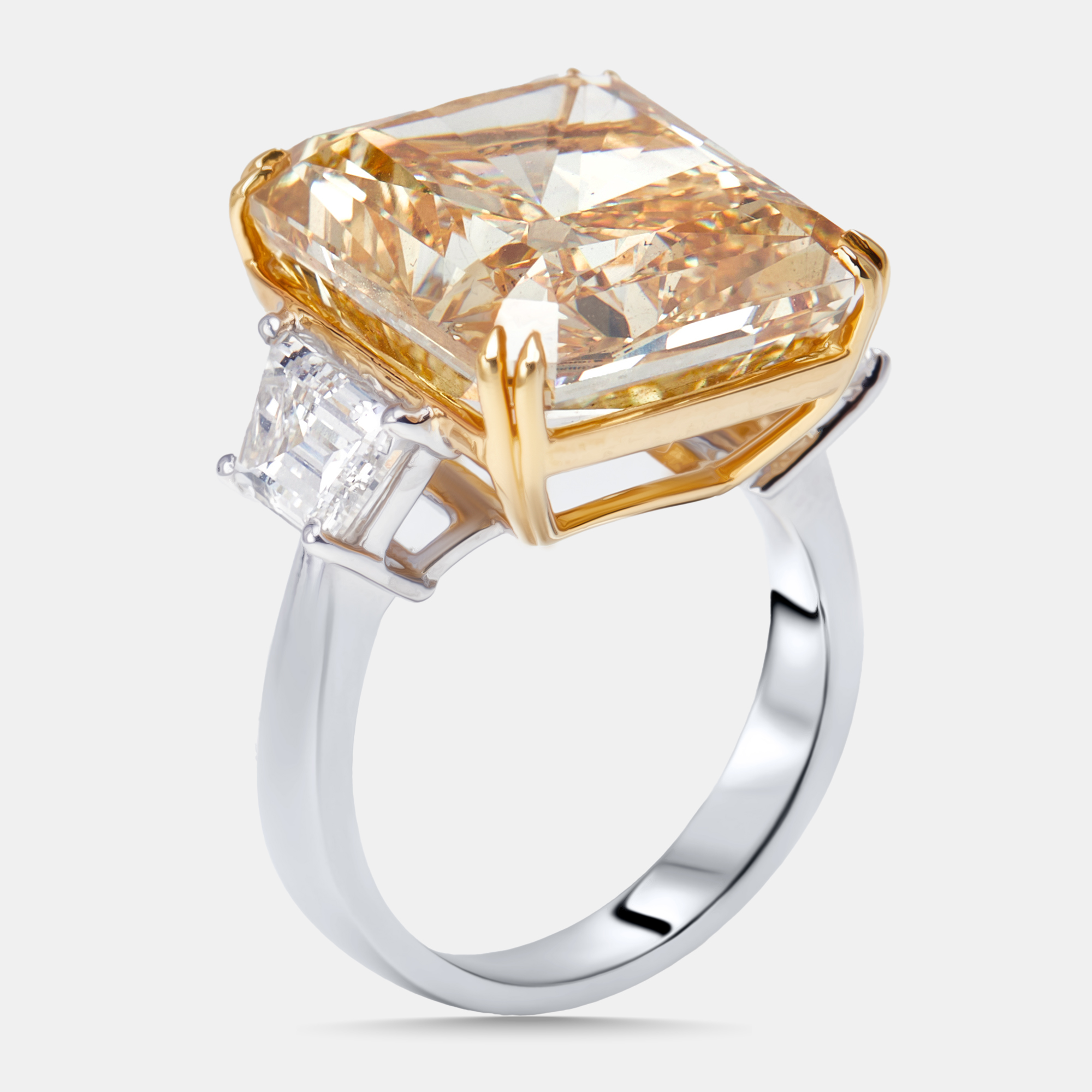 

20.86 cts Yellow Radiant, Trapazoid Lab Grown Diamonds 18k Two Tone Gold Ring Size