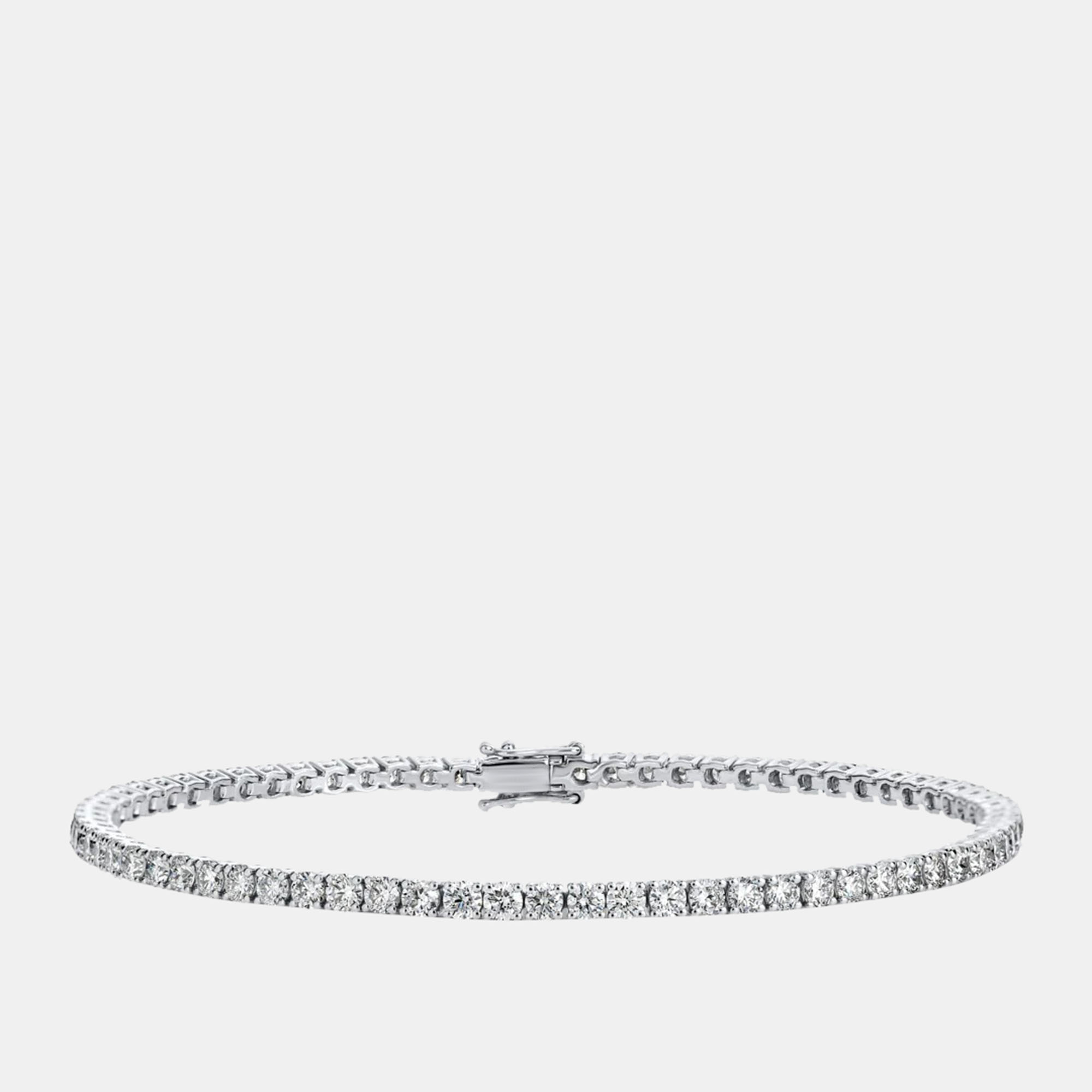 Click to view more detailed imagery on our partner's website Pre-owned The Diamond Edit 3.30 Cts Round Brilliant Lab Grown Diamonds Sterling Silver 925 Tennis Bracelet