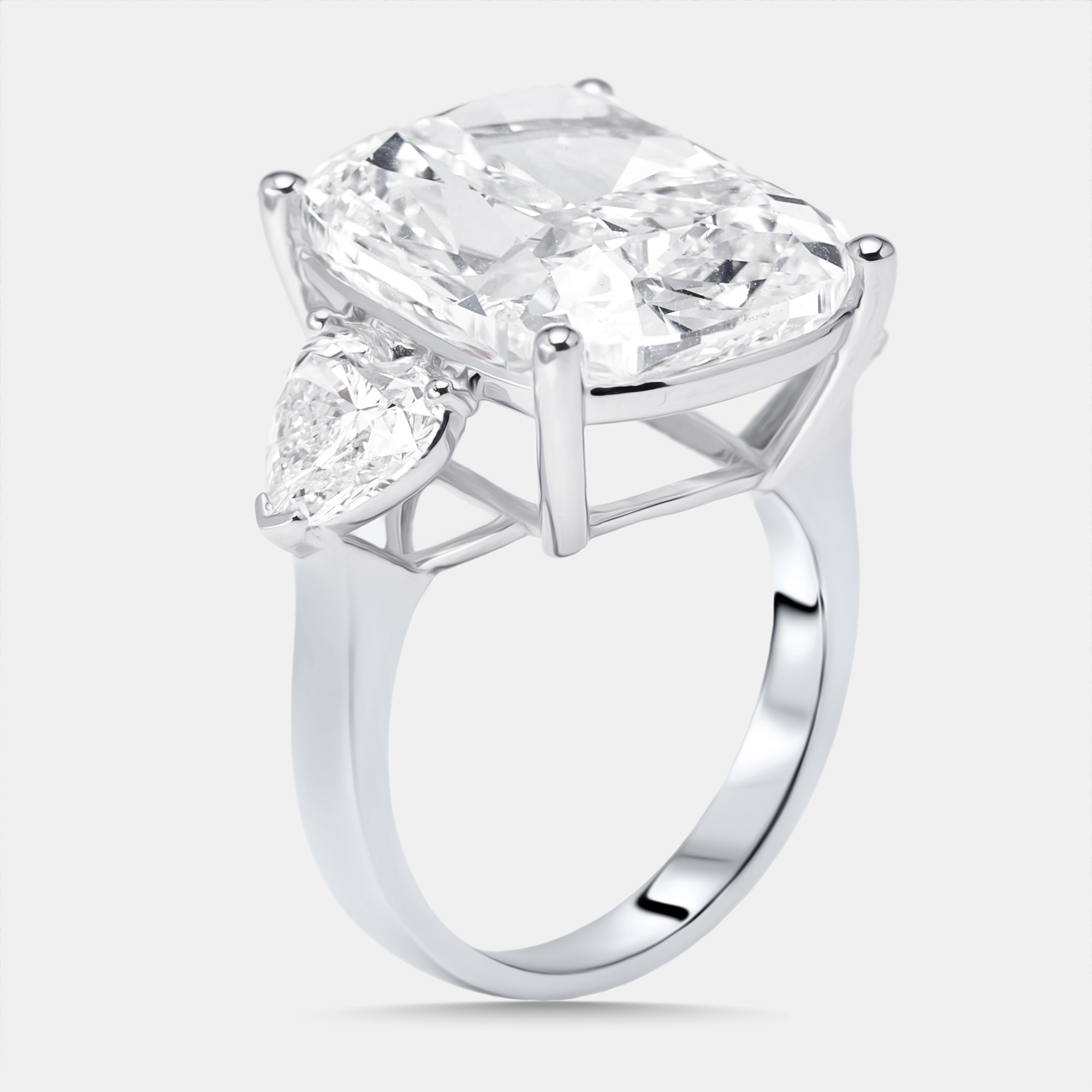 

17 cts Cushion, Heart Lab Grown Diamonds 18k White Gold Ring Size