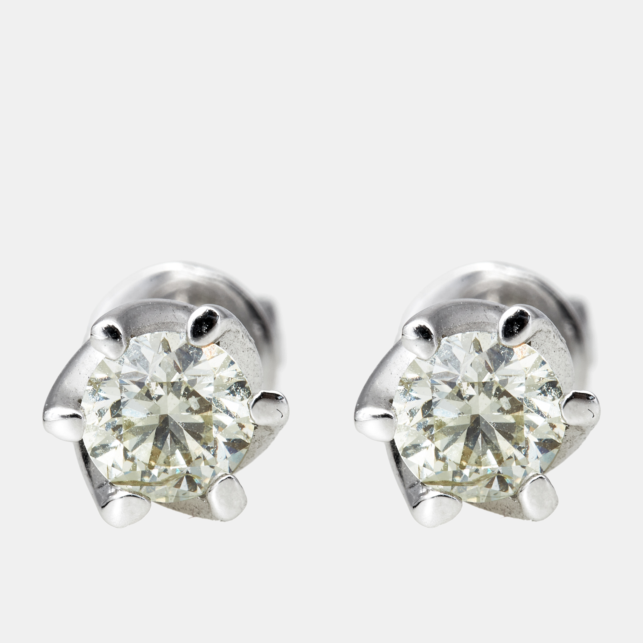 Pre-owned The Diamond Edit 18k White Gold 0.92 Ct Diamond Earrings