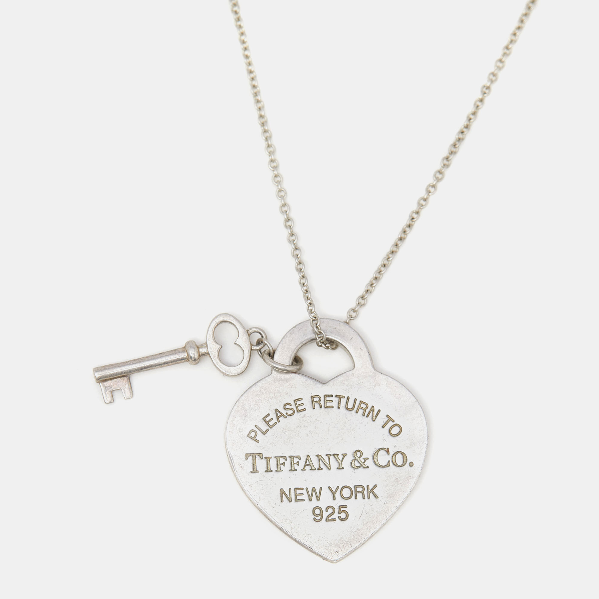 

Tiffany & Co. Return To Tiffany Sterling Silver Heart Tag with Key Pendant Necklace