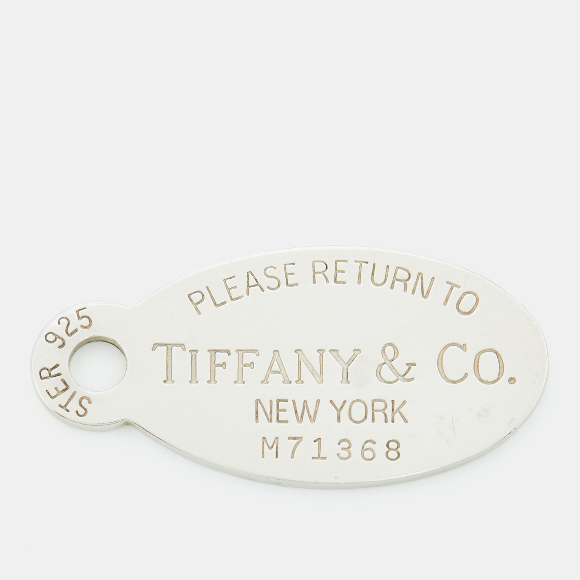 

Tiffany & Co. Return To Tiffany Oval Tag Sterling Silver Pendant