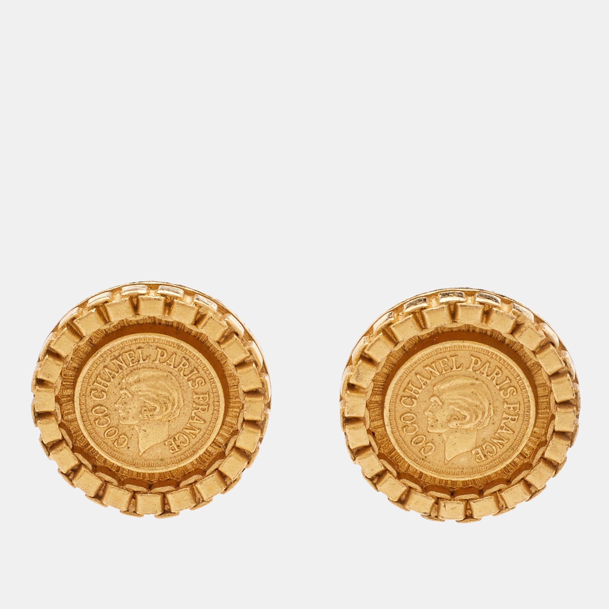 

Chanel Coco Chanel Medallion Vintage Gold Tone Clip On Earrings