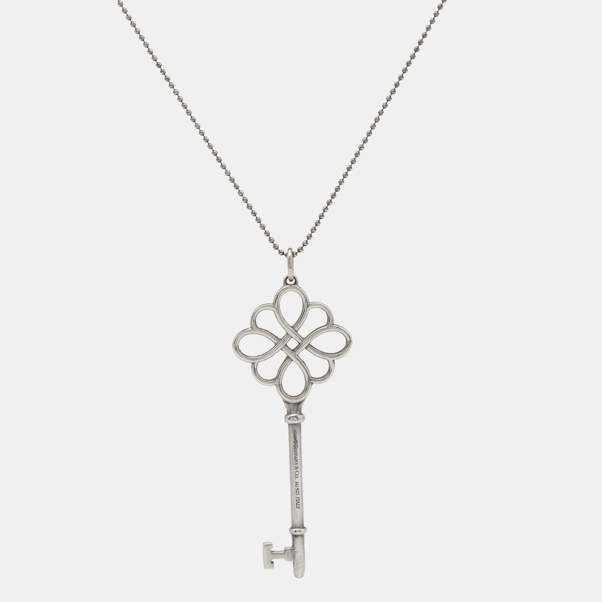 

Tiffany & Co. Tiffany Key Knot Motif Sterling Silver Pendant Necklace