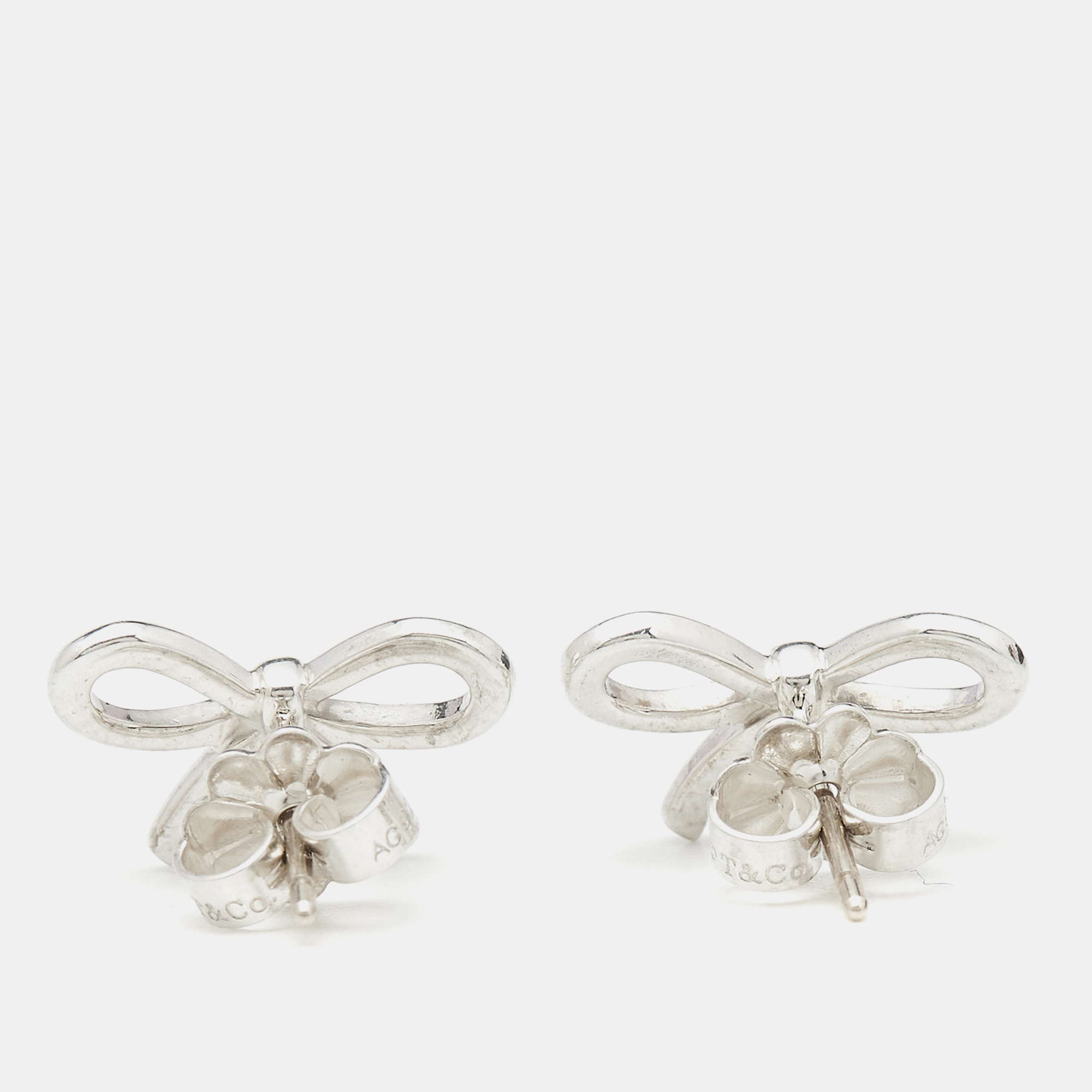 Tiffany & Co. Bow Sterling Silver Pendant Necklace And Earrings 