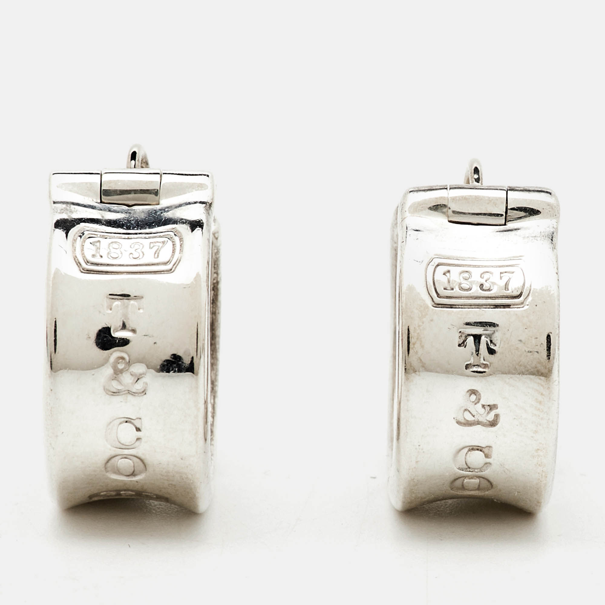 

Tiffany & Co. Tiffany 1837 Sterling Silver Hoop Earring