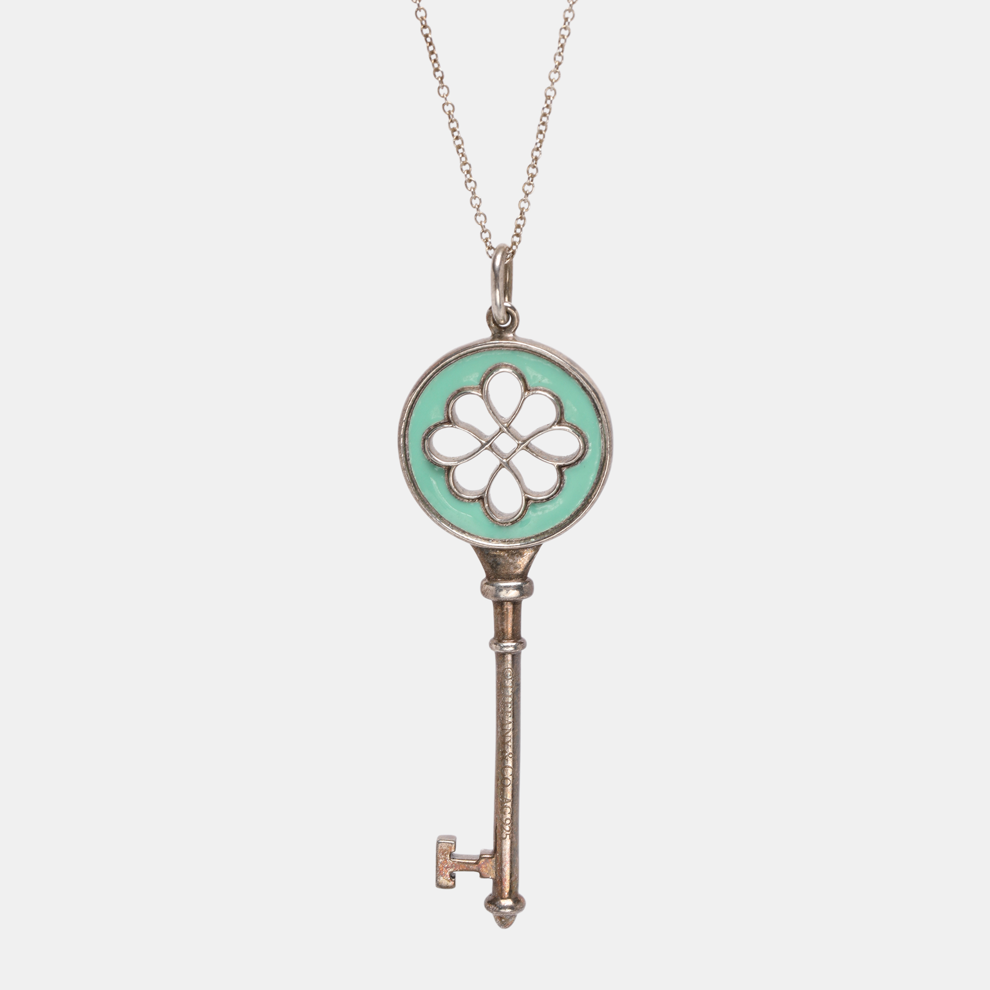 Pre-owned Tiffany & Co Knot Key Enamel Silver Pendant Oval Chain Link Necklace