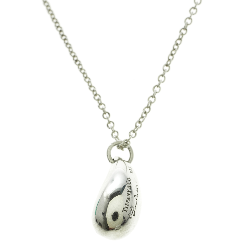 Pre Owned Tiffany Elsa Peretti Teardrop Silver Pendant Chain Necklace