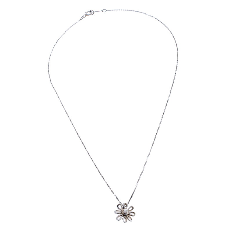 

Tiffany & Co. Paloma Picasso Daisy Silver Pendant Necklace