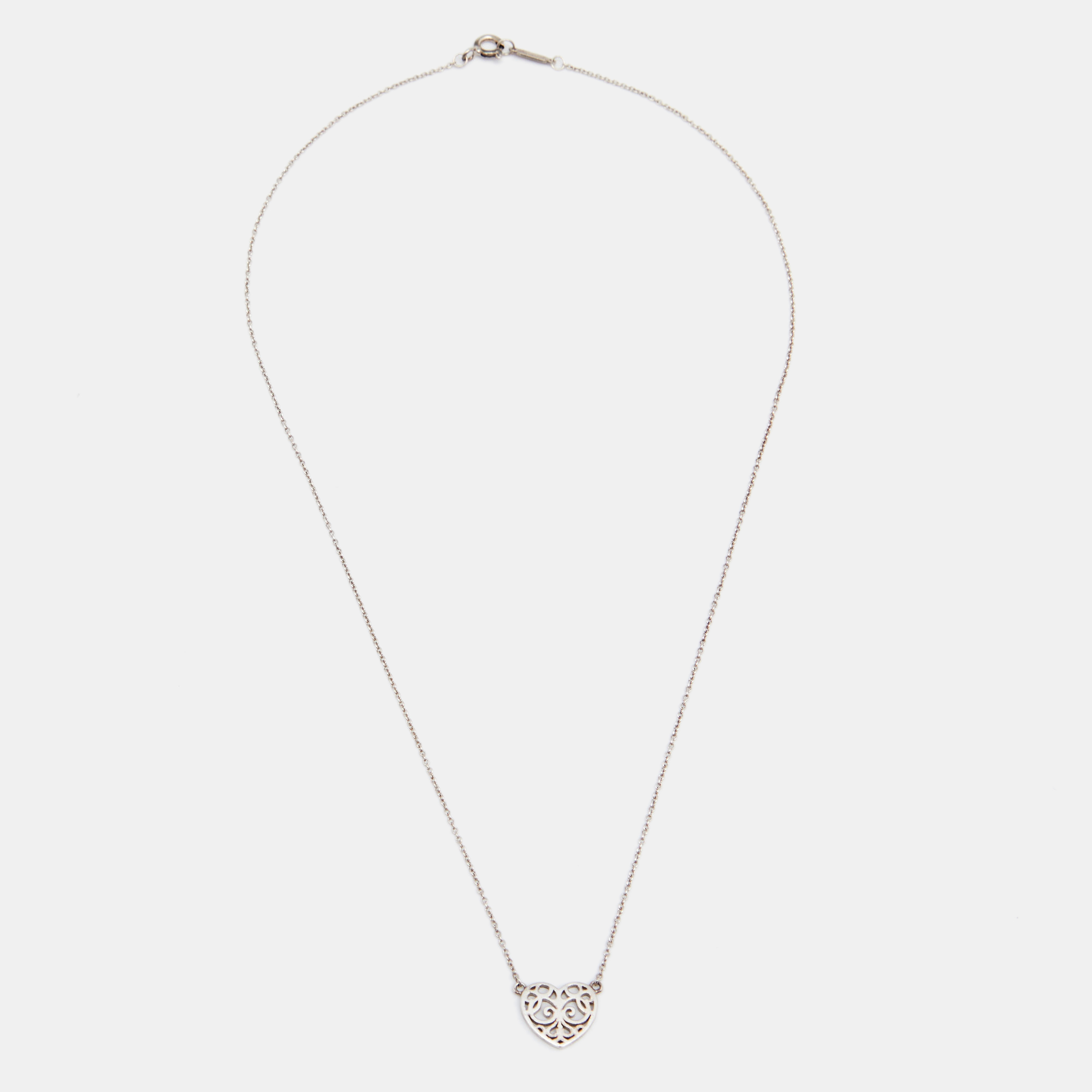 

Tiffany & Co. Enchant Mini Heart Silver Pendant Necklace
