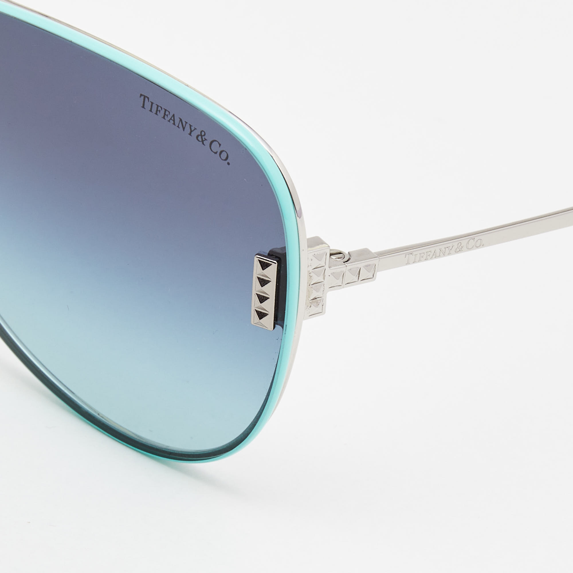 

Tiffany & Co. Blue/Black Gradient TF3066 Aviators Sunglasses