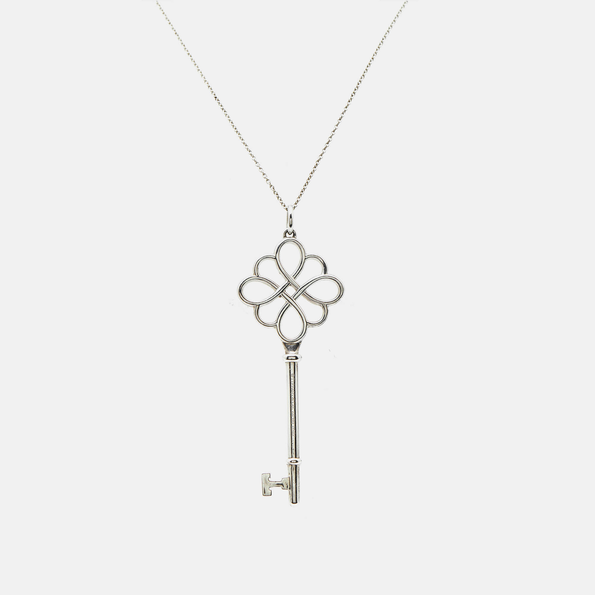 

Tiffany & Co. Tiffany Key Knot Motif Silver Pendant Necklace