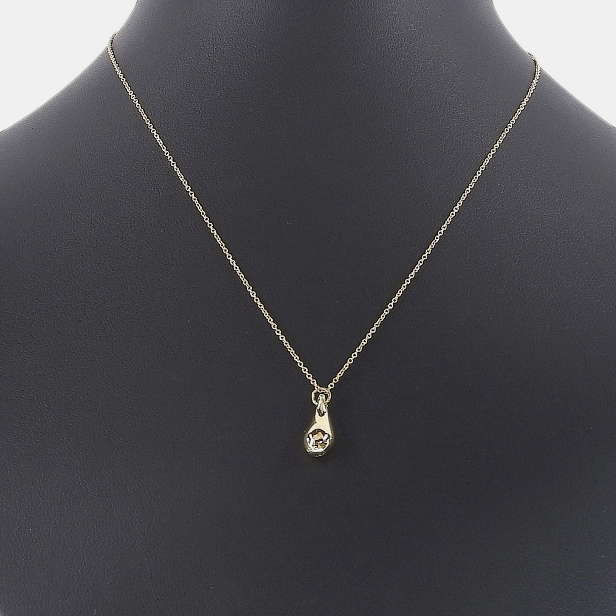 

Tiffany & Co. 18K Yellow Gold Elsa Peretti Teardrop Pendant Necklace
