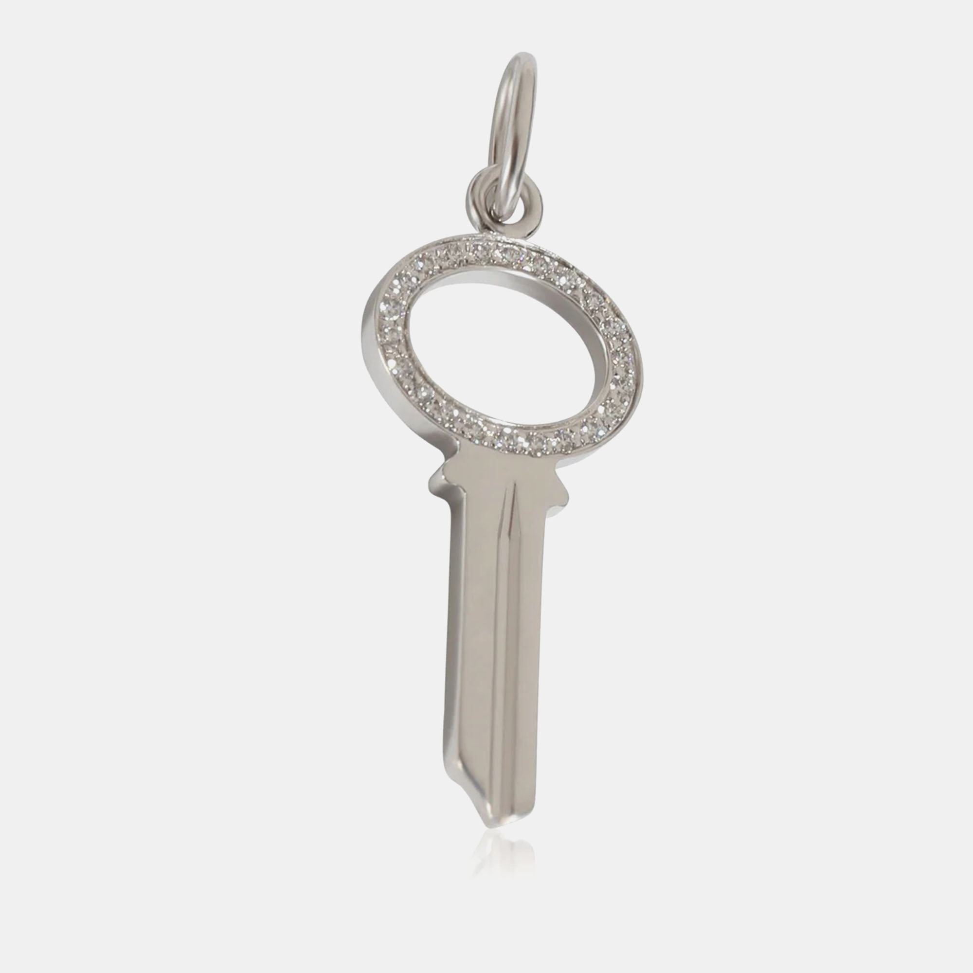 Pre-owned Tiffany & Co 18k White Gold Keys Fashion Pendant 0.05 Ctw