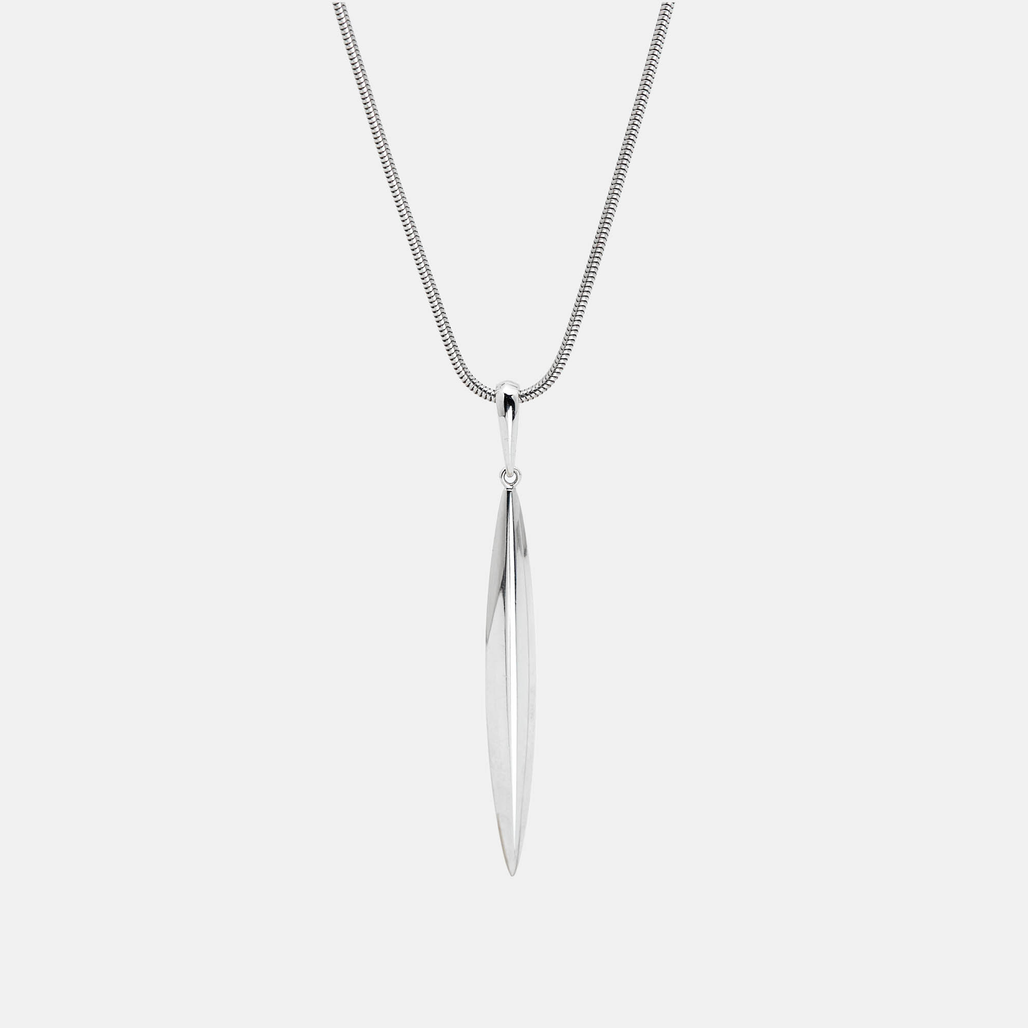 

Tiffany & Co. Feather Pendant 18k White Gold Snake Chain Pendant Necklace