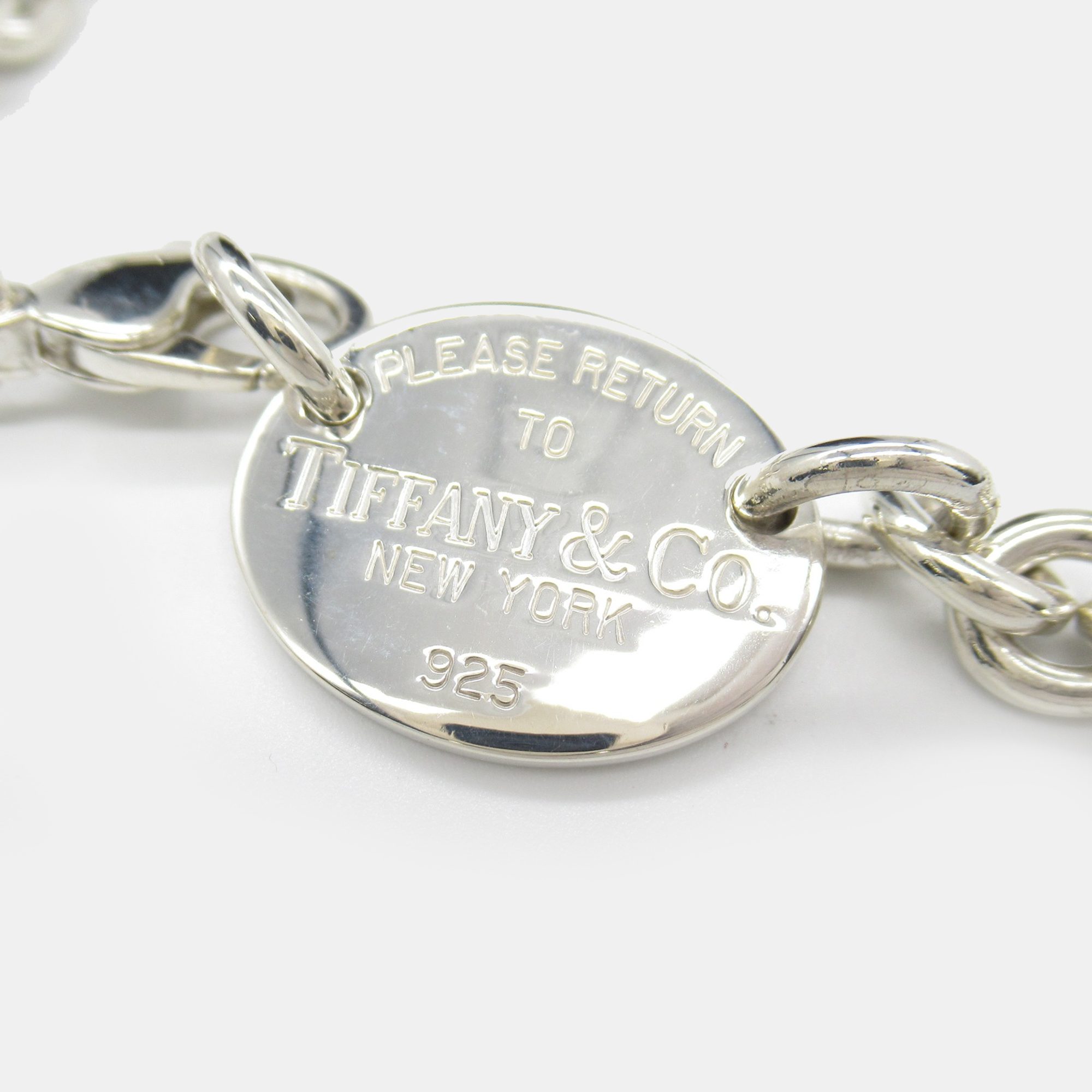 Tiffany & Co. Return to Tiffany Oval Tag Silver Choker Necklace 