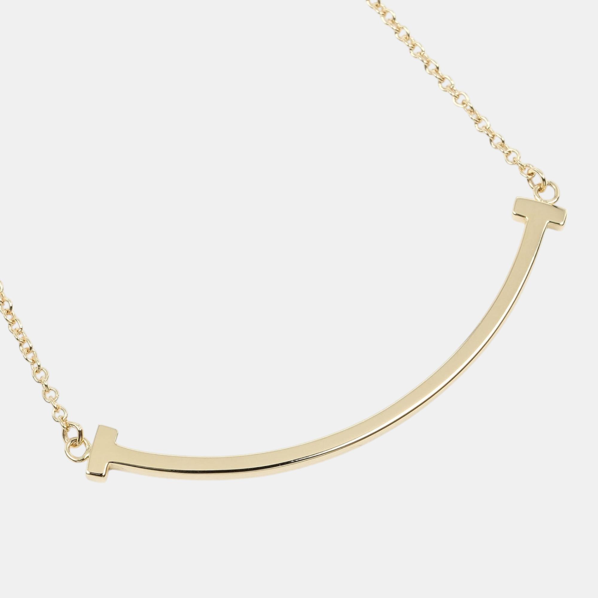 

Tiffany & Co. 18K Yellow Gold T Smile Necklace