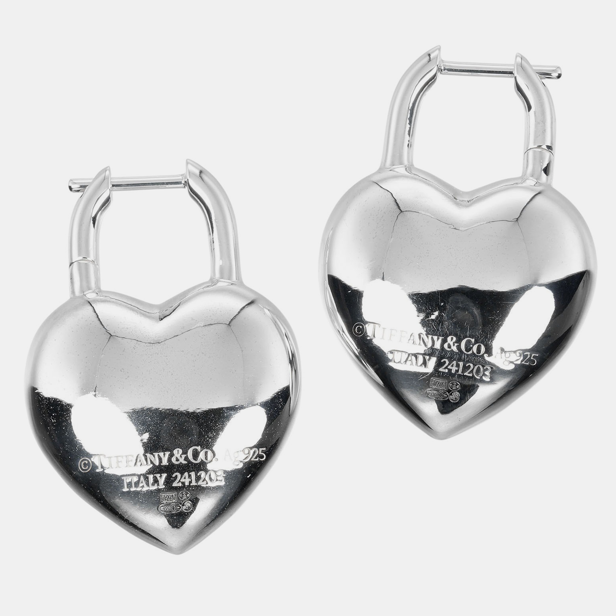 Tiffany & Co. Silver Full Heart Return To Tiffany Earrings 