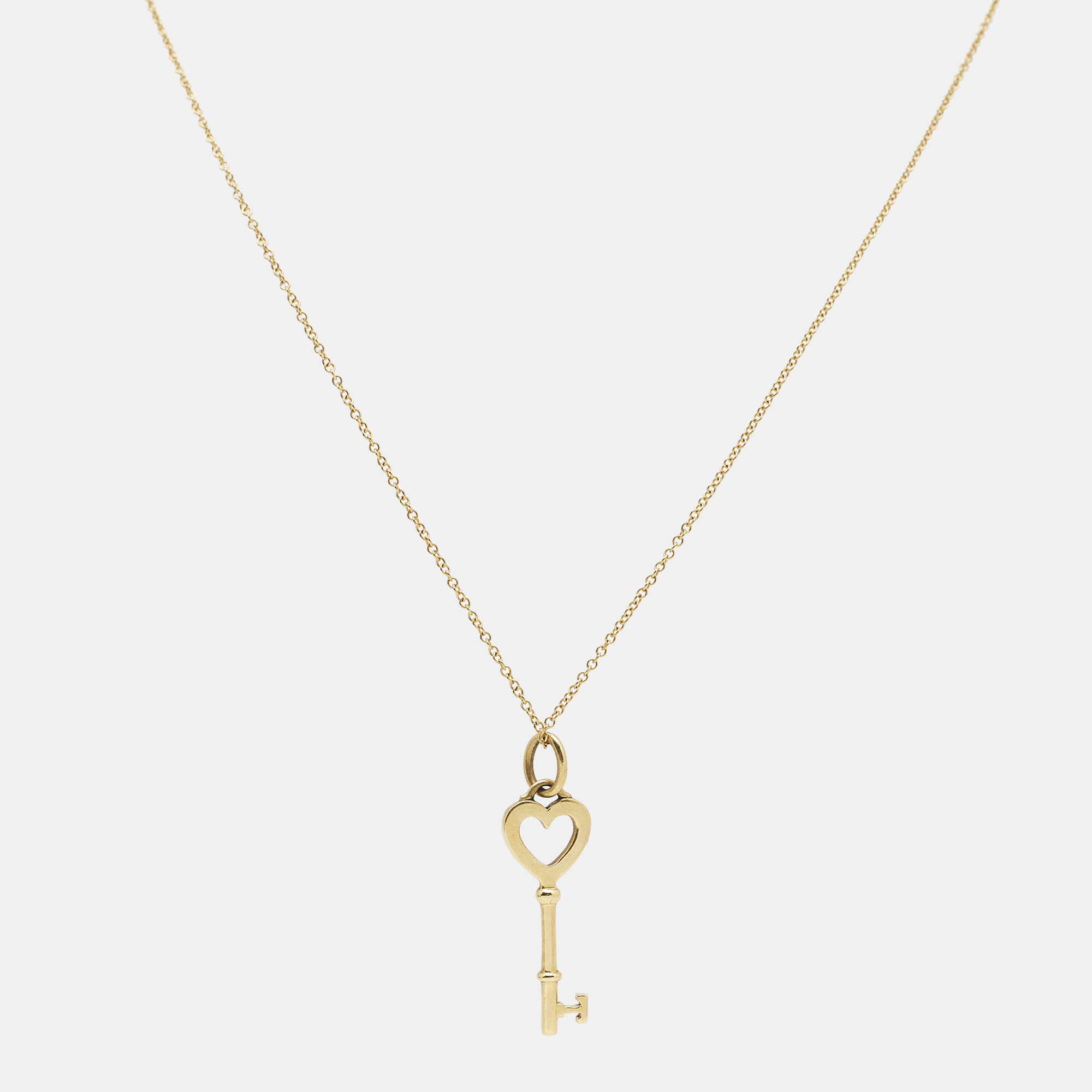 

Tiffany & Co. Key Heart Mini 18k Yellow Gold Pendant Necklace