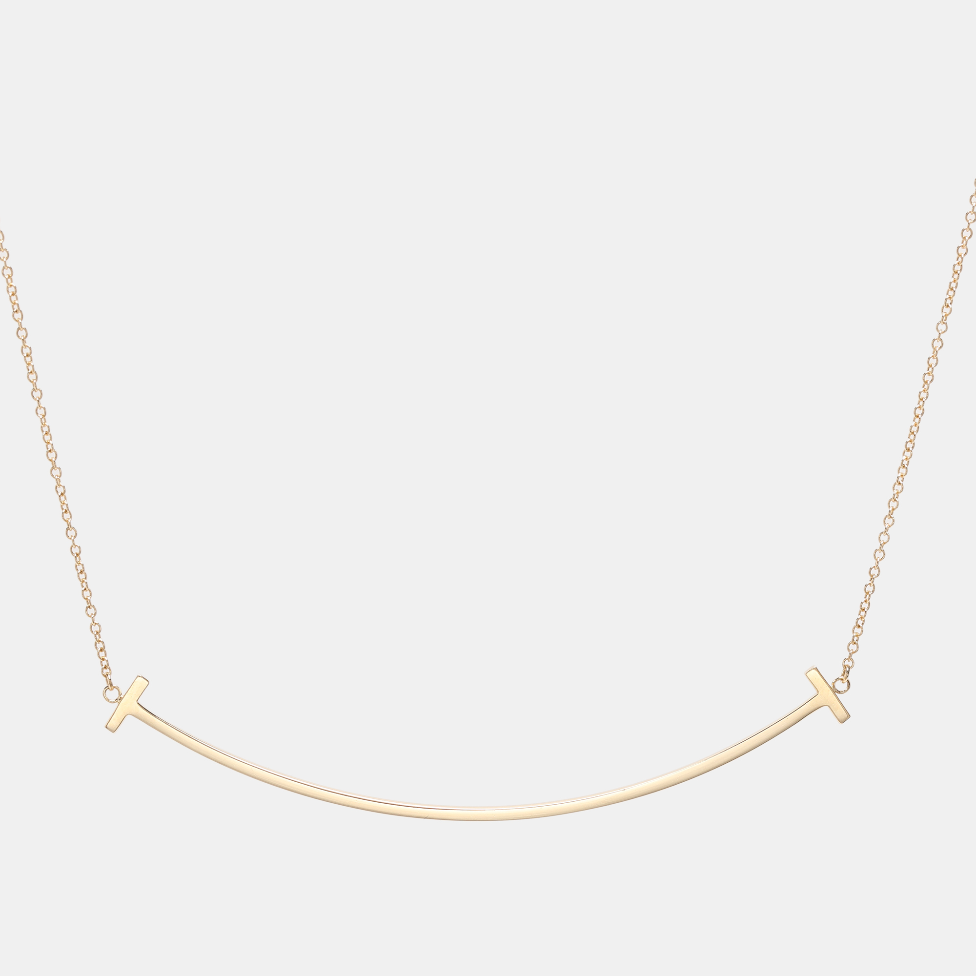 

Tiffany & Co. 18k Yellow Gold T Smile Necklace