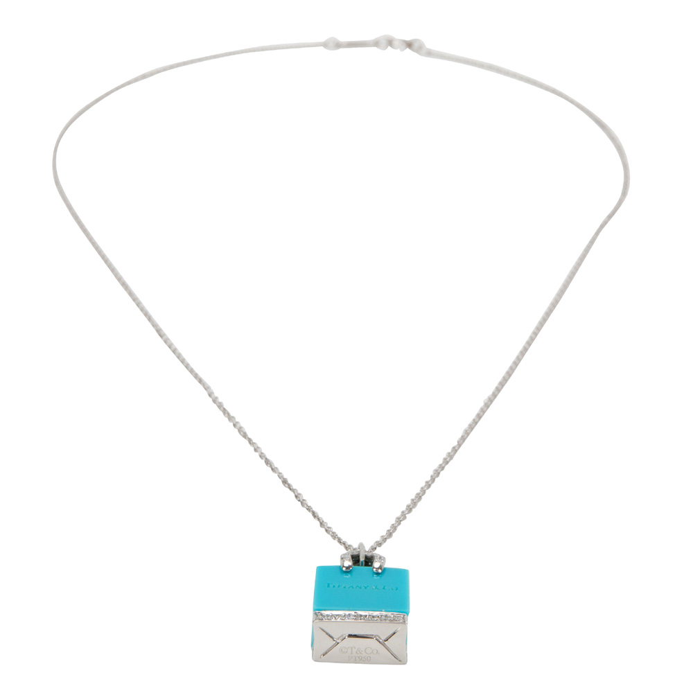 

Tiffany & Co. Shopping Bag 1/4 CTW Diamond Platinum Pendant Nekclace, Silver