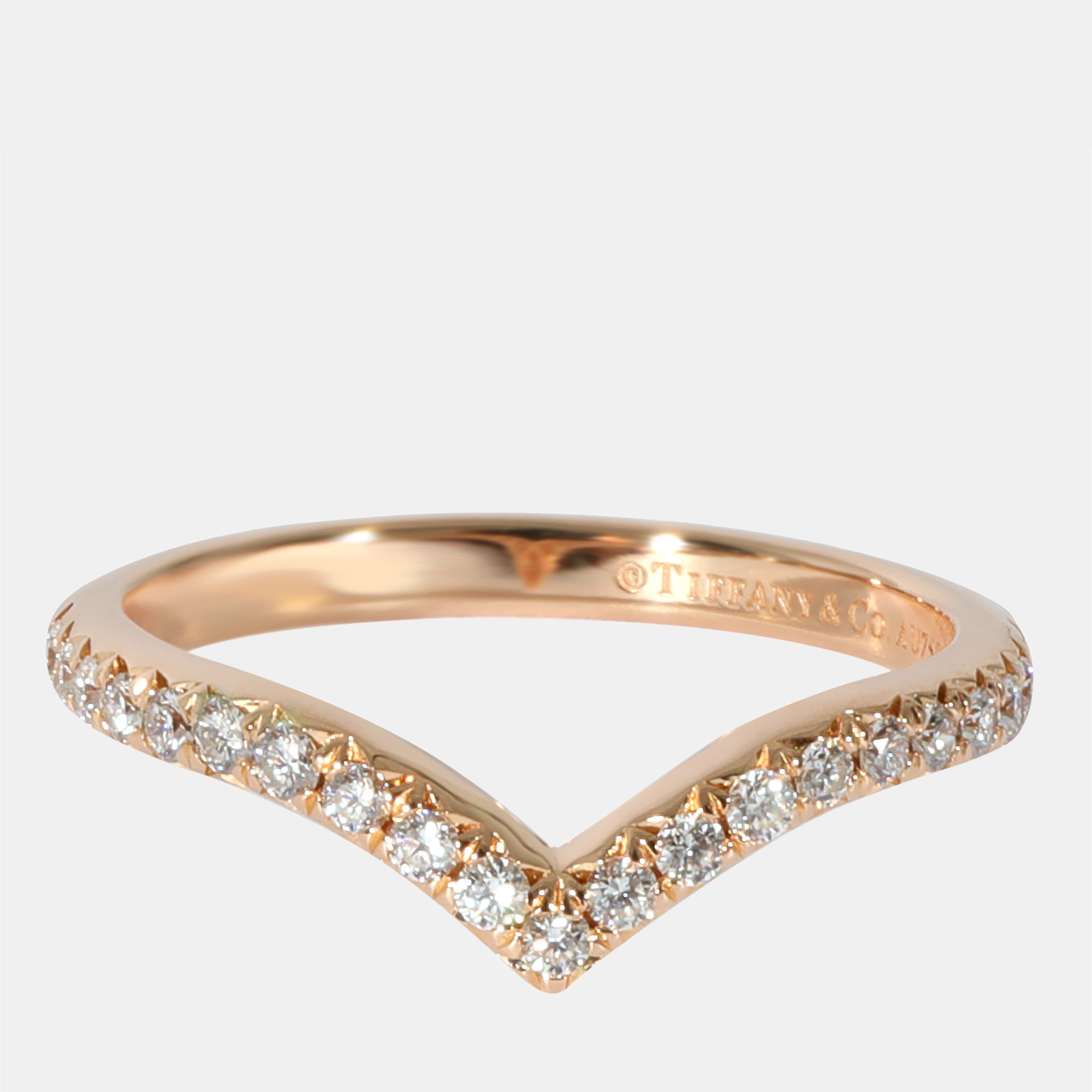 

Tiffany & Co. Soleste V Diamond Band in 18k Rose Gold 0.17 CTW Ring Size US 5